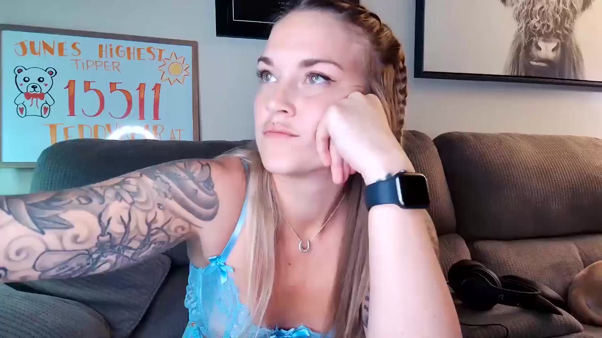 Gallery image thumbnail from Rose_Kitten's myfreecams stream on, 06/05/2024, 02:10 image 1 of 20