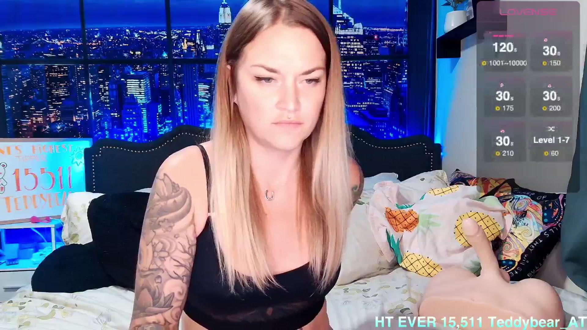 Gallery image thumbnail from Rose_Kitten's myfreecams stream on, 06/08/2024, 02:05 image 15 of 20