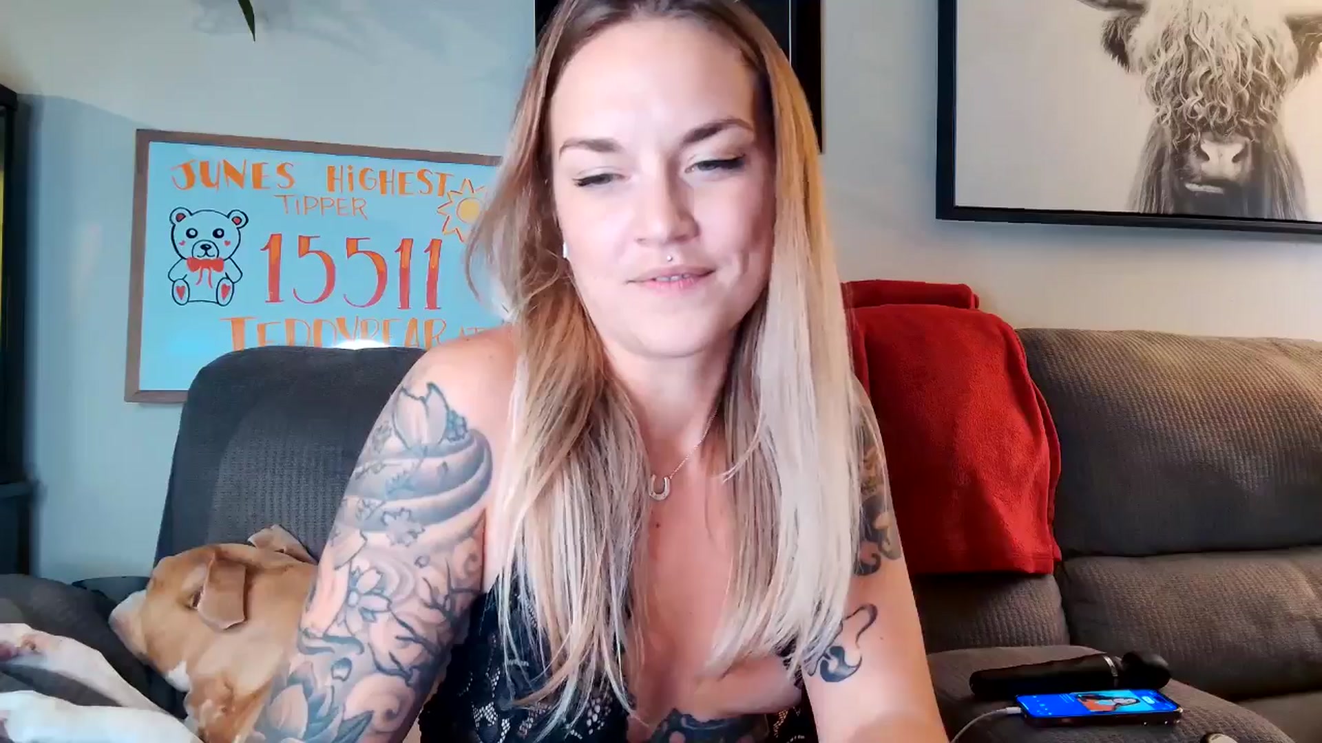Gallery image thumbnail from Rose_Kitten's myfreecams stream on, 06/12/2024, 02:49 image 18 of 20