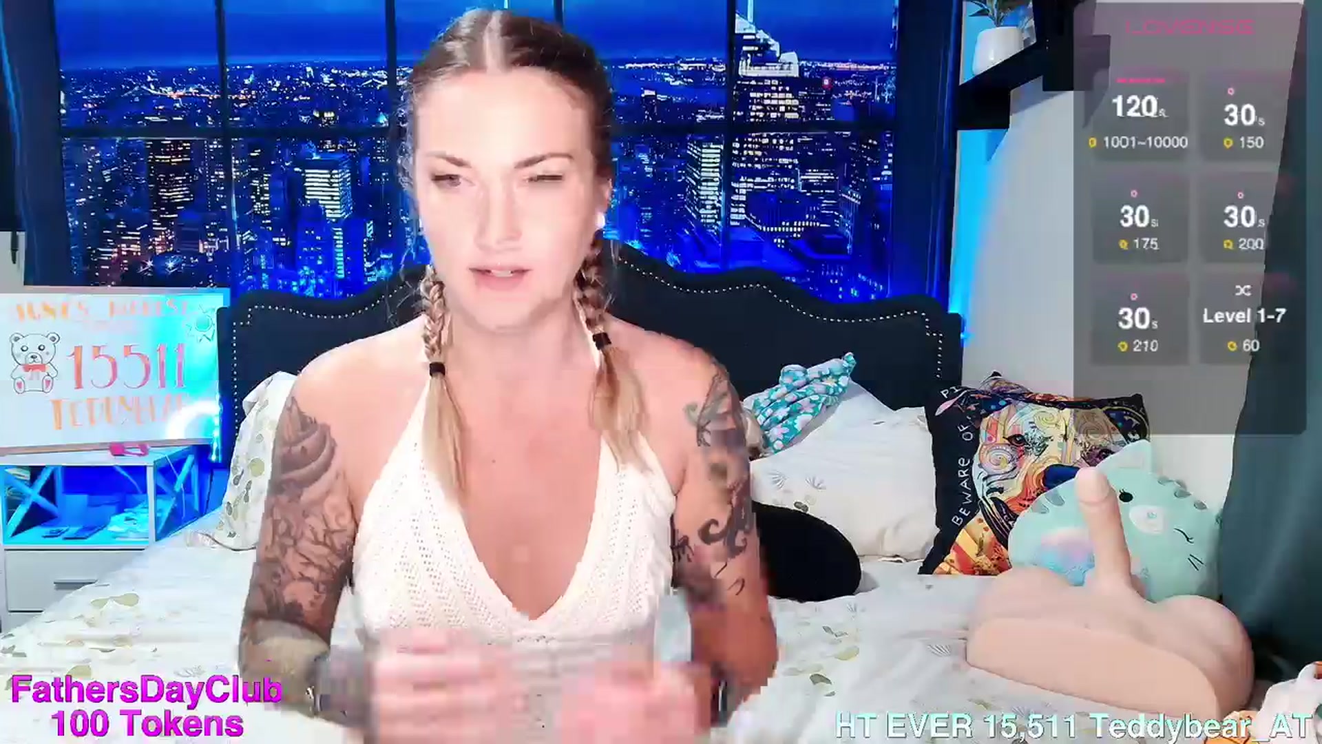 Gallery image thumbnail from Rose_Kitten's myfreecams stream on, 06/14/2024, 24:14 image 5 of 20