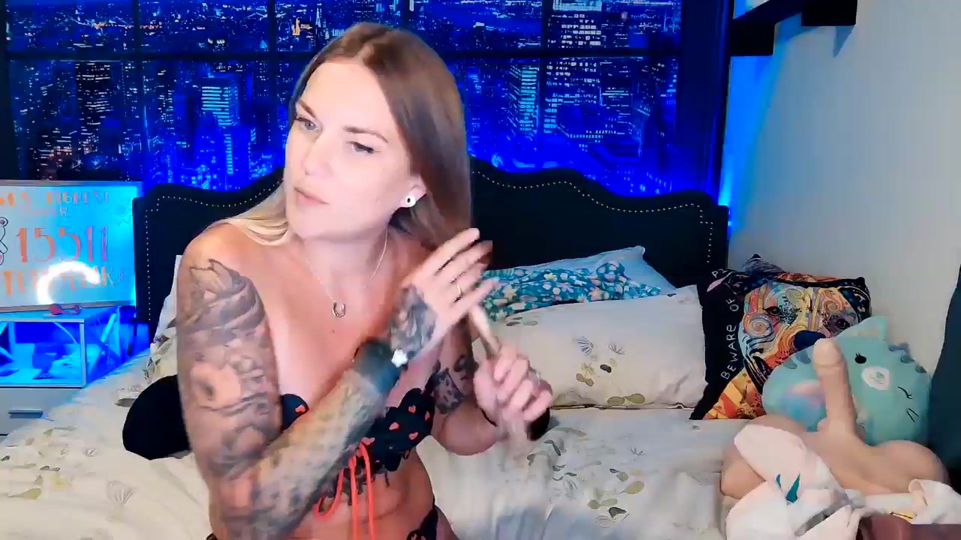 Gallery image thumbnail from Rose_Kitten's myfreecams stream on, 06/18/2024, 02:13 image 2 of 20