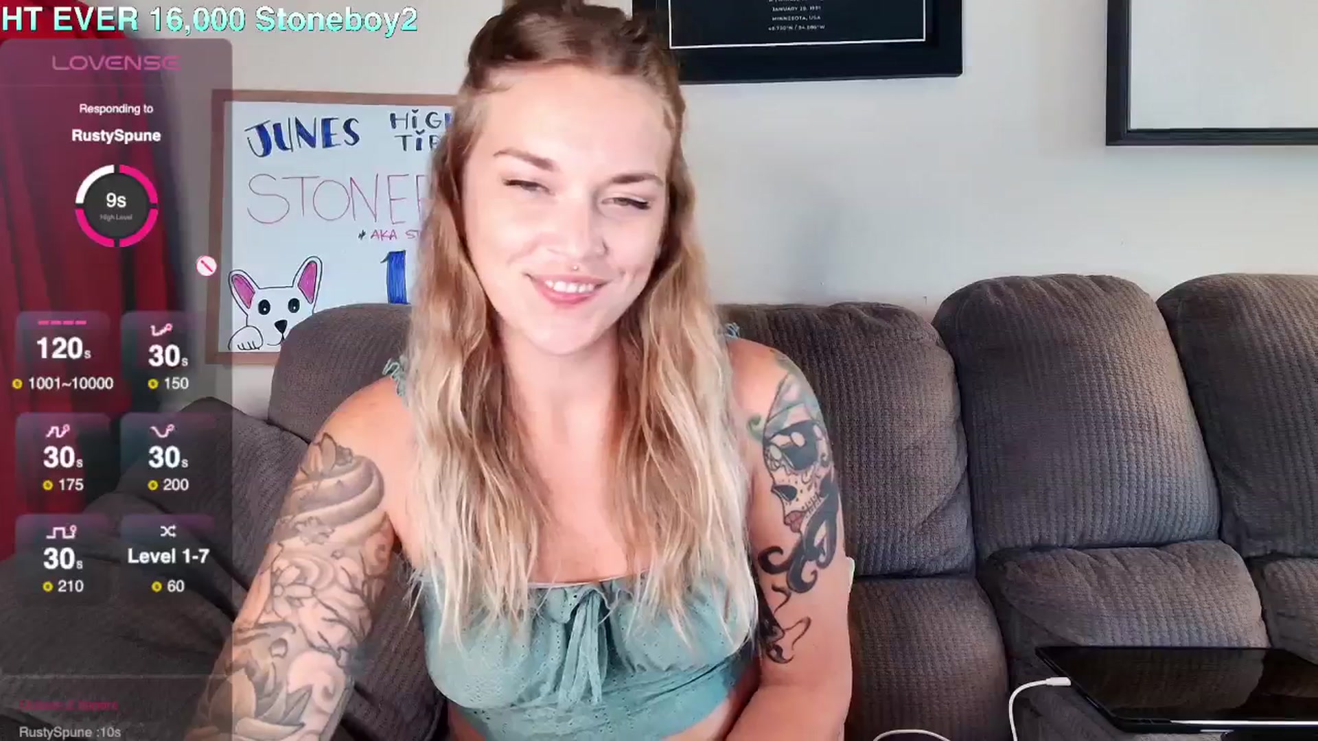 Gallery image thumbnail from Rose_Kitten's myfreecams stream on, 06/19/2024, 24:12 image 18 of 20