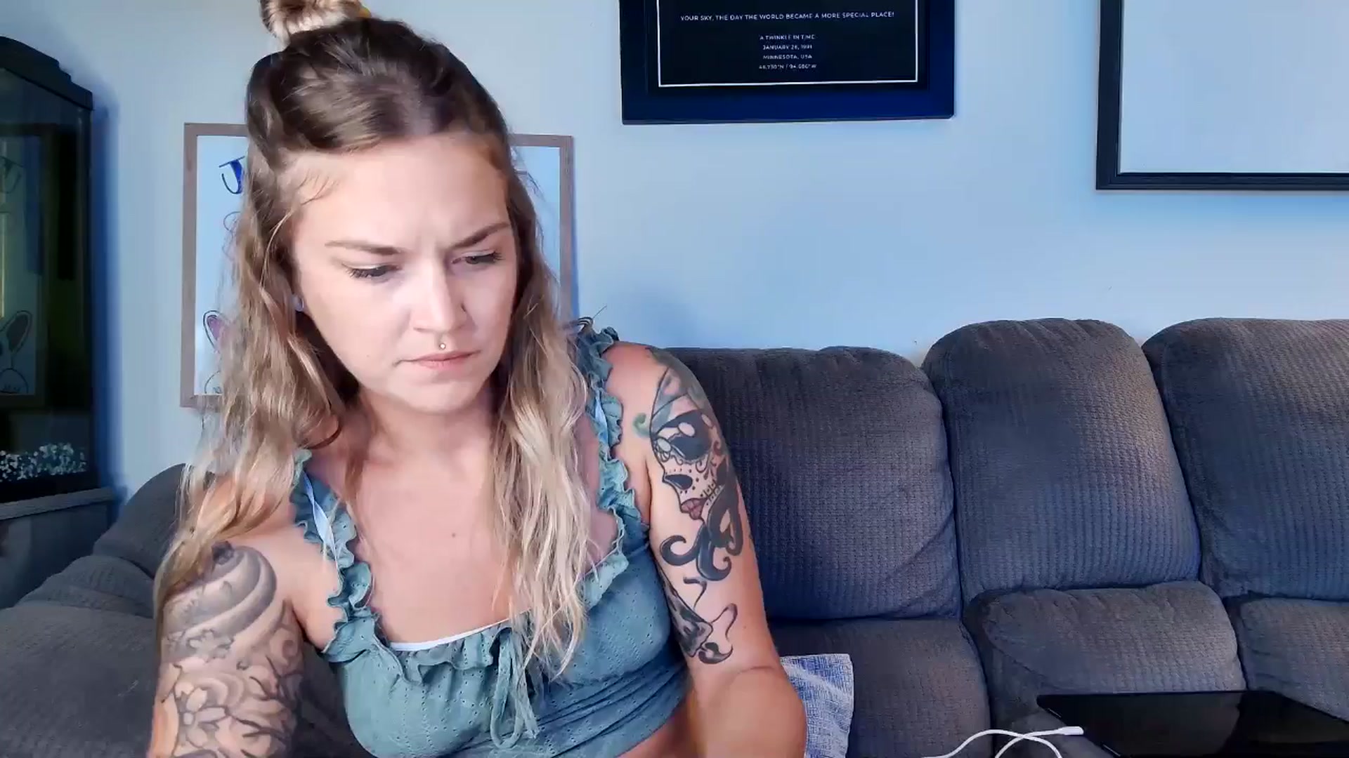 Gallery image thumbnail from Rose_Kitten's myfreecams stream on, 06/19/2024, 02:06 image 20 of 20
