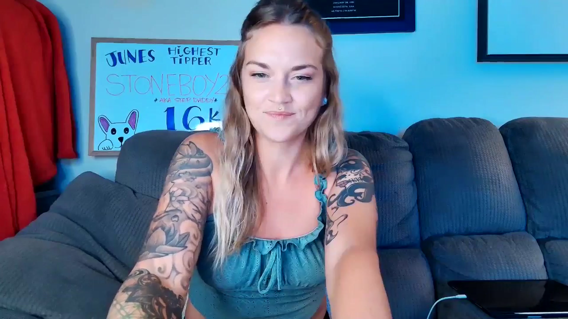 Gallery image thumbnail from Rose_Kitten's myfreecams stream on, 06/19/2024, 02:06 image 6 of 20