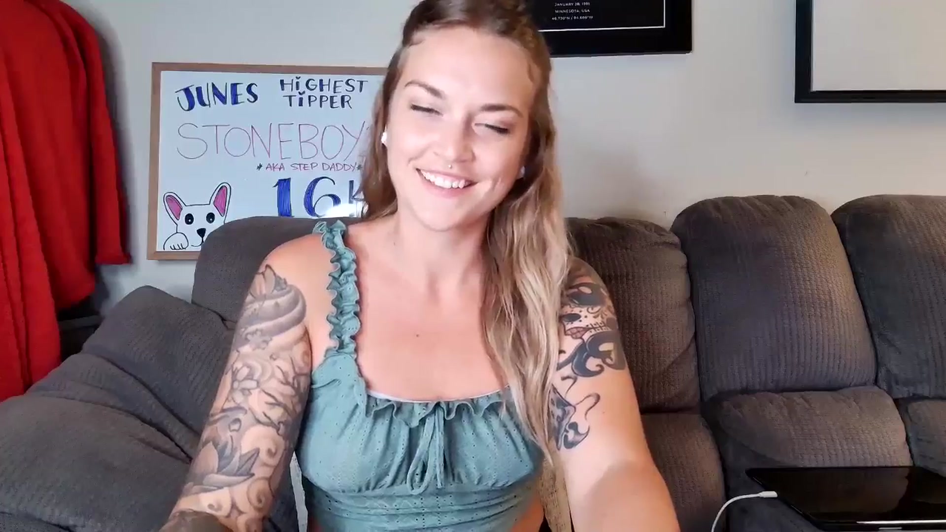 Gallery image thumbnail from Rose_Kitten's myfreecams stream on, 06/19/2024, 02:06 image 7 of 20