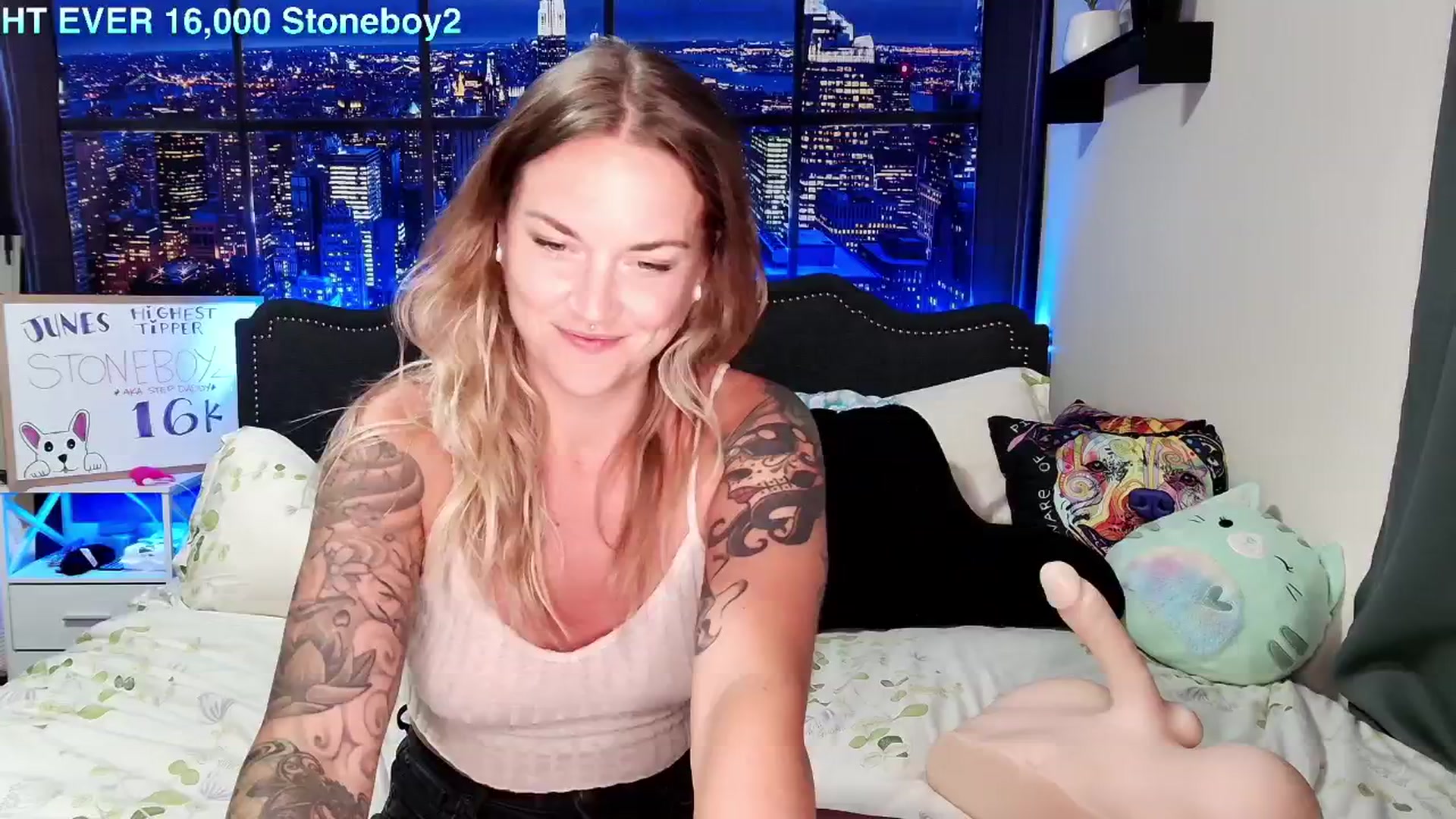 Gallery image thumbnail from Rose_Kitten's myfreecams stream on, 06/25/2024, 01:21 image 1 of 20