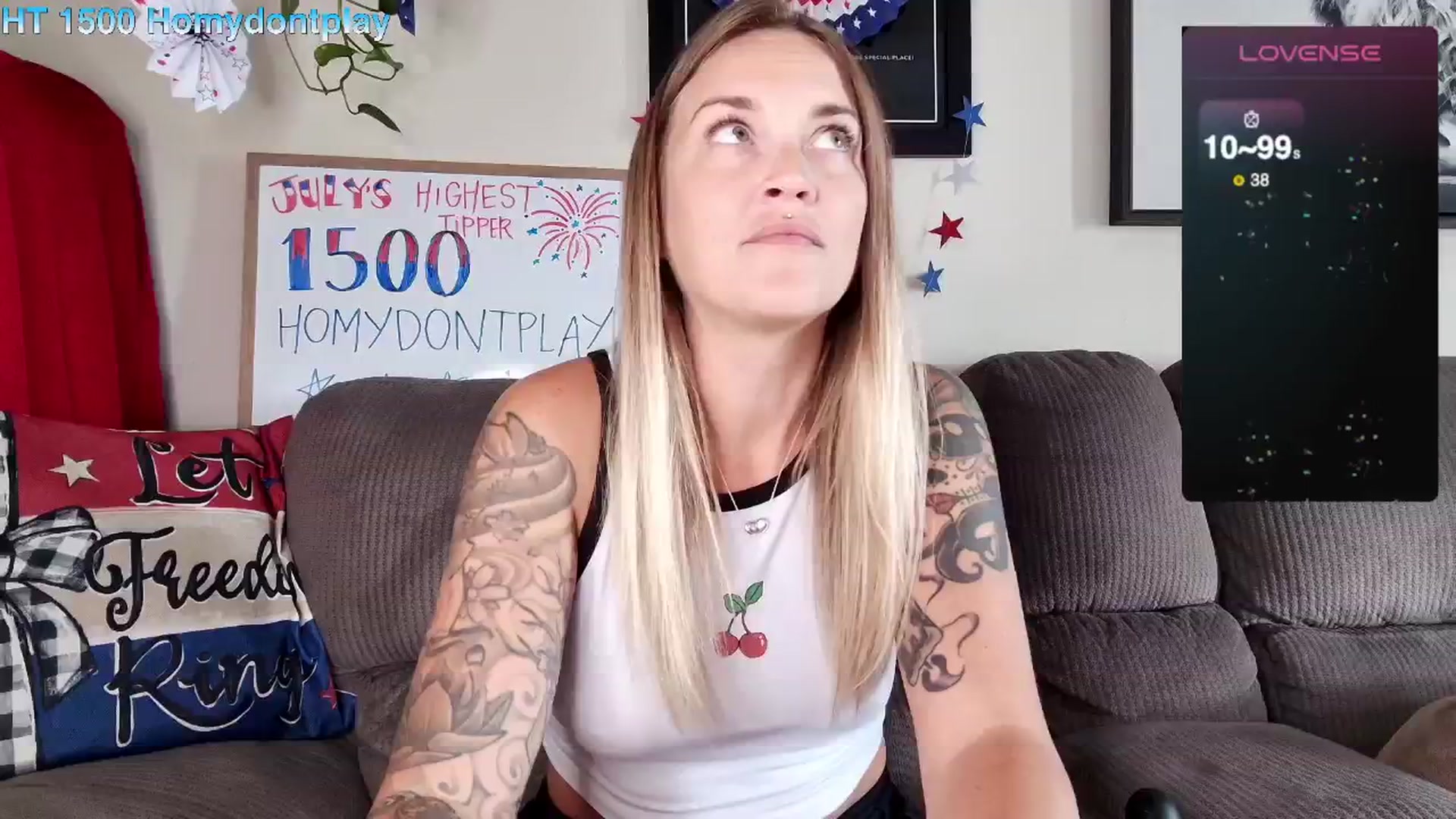 Gallery image thumbnail from Rose_Kitten's myfreecams stream on, 07/10/2024, 19:22 image 17 of 20