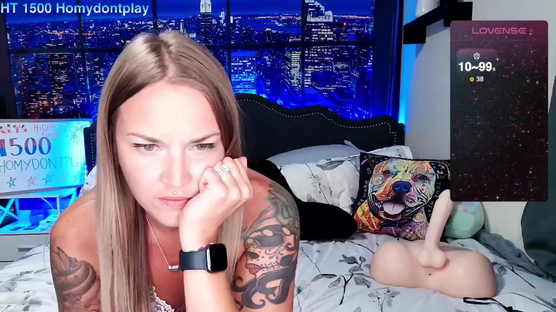 Gallery image thumbnail from Rose_Kitten's myfreecams stream on, 07/16/2024, 02:57 image 12 of 20