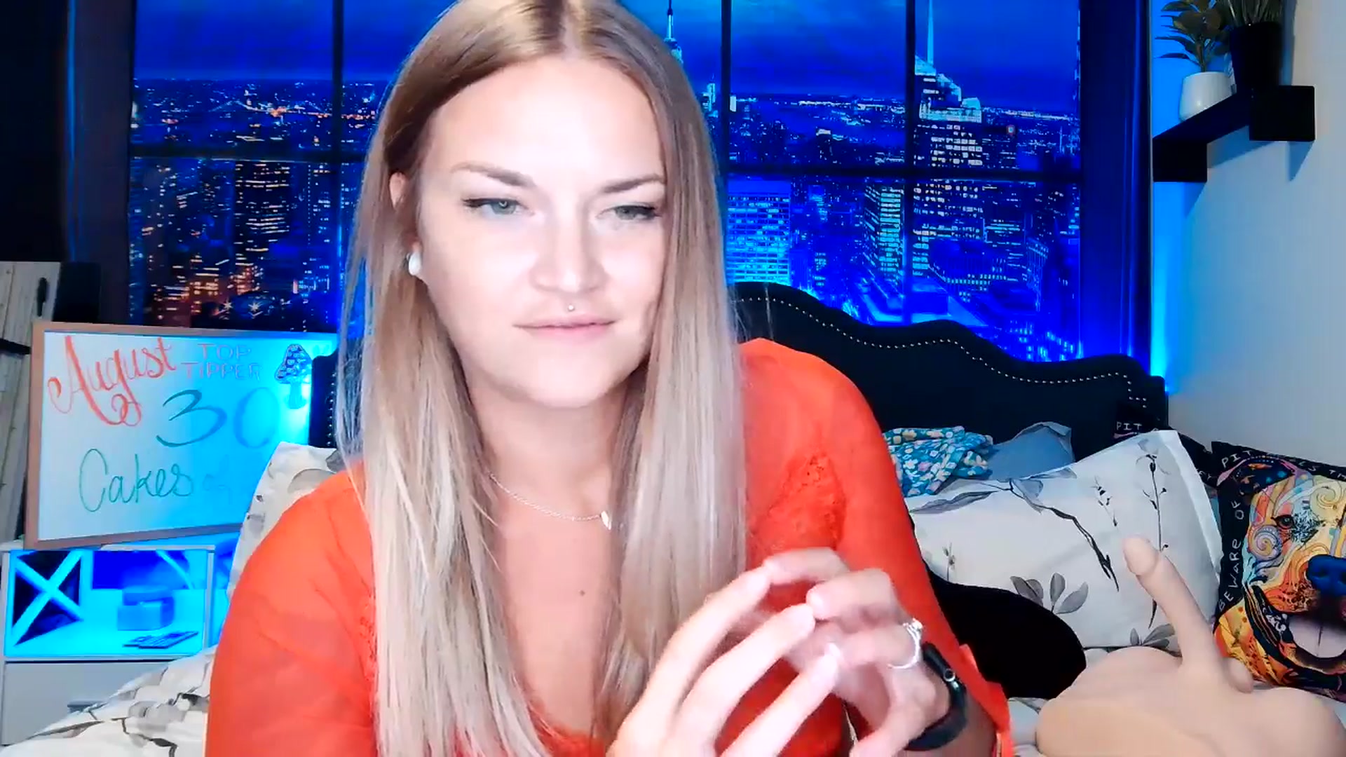 Gallery image thumbnail from Rose_Kitten's myfreecams stream on, 08/02/2024, 01:05 image 15 of 20