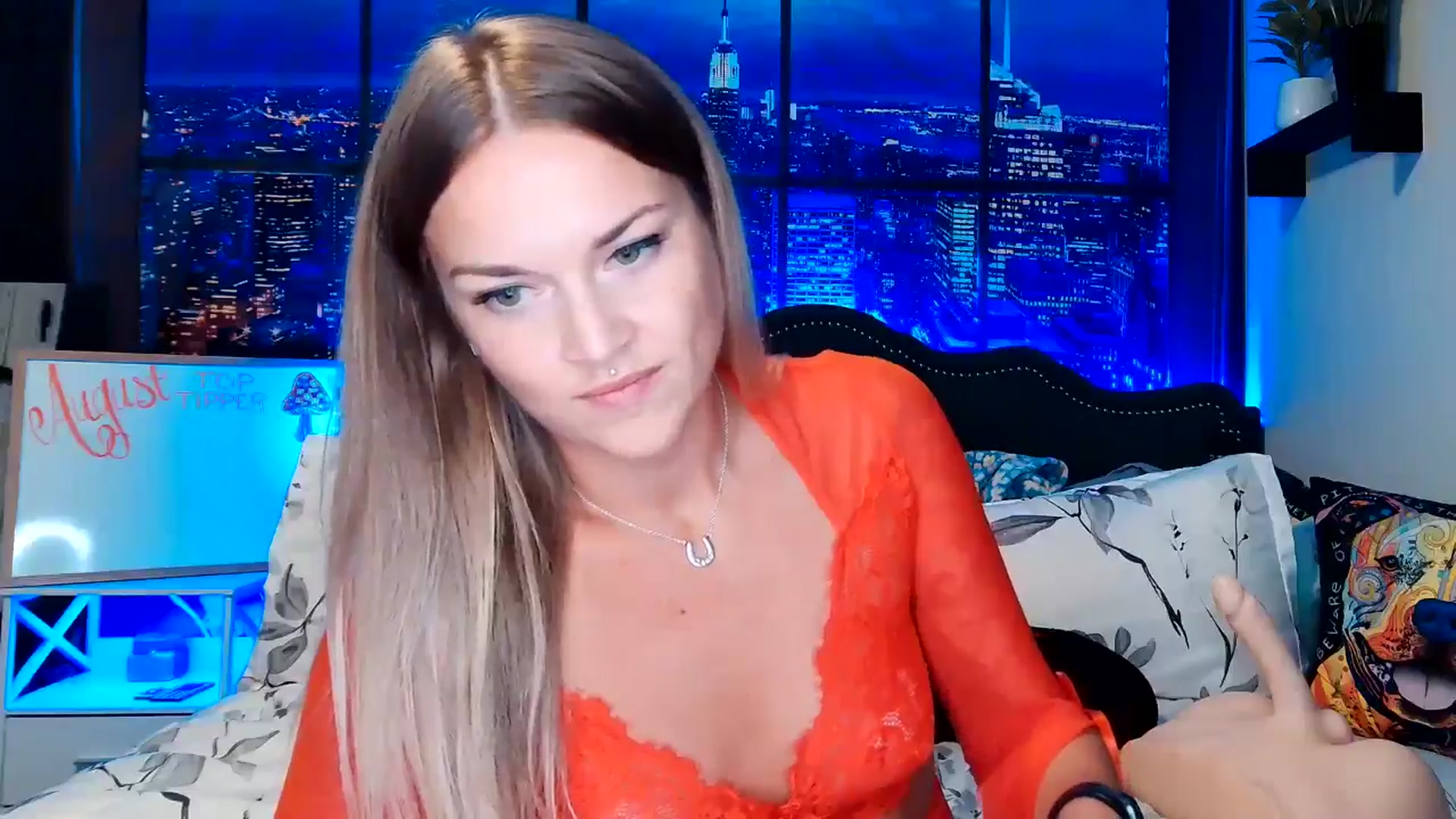 Gallery image thumbnail from Rose_Kitten's myfreecams stream on, 08/02/2024, 01:05 image 10 of 20