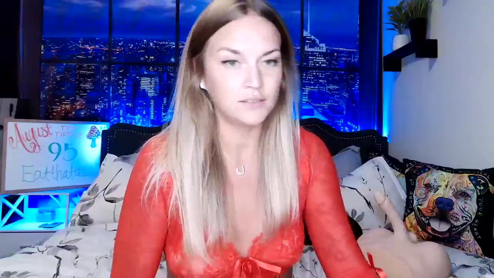 Gallery image thumbnail from Rose_Kitten's myfreecams stream on, 08/02/2024, 02:04 image 13 of 20