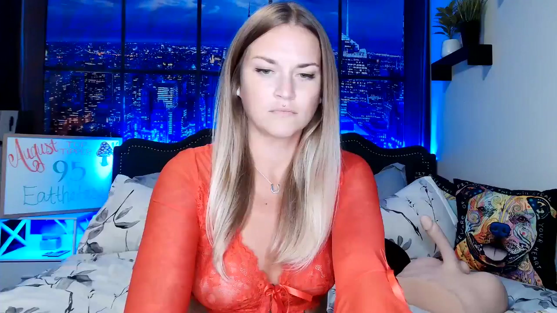 Gallery image thumbnail from Rose_Kitten's myfreecams stream on, 08/02/2024, 02:04 image 18 of 20