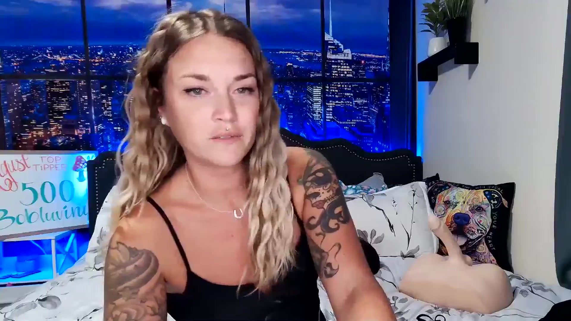 Gallery image thumbnail from Rose_Kitten's myfreecams stream on, 08/03/2024, 03:18 image 12 of 20