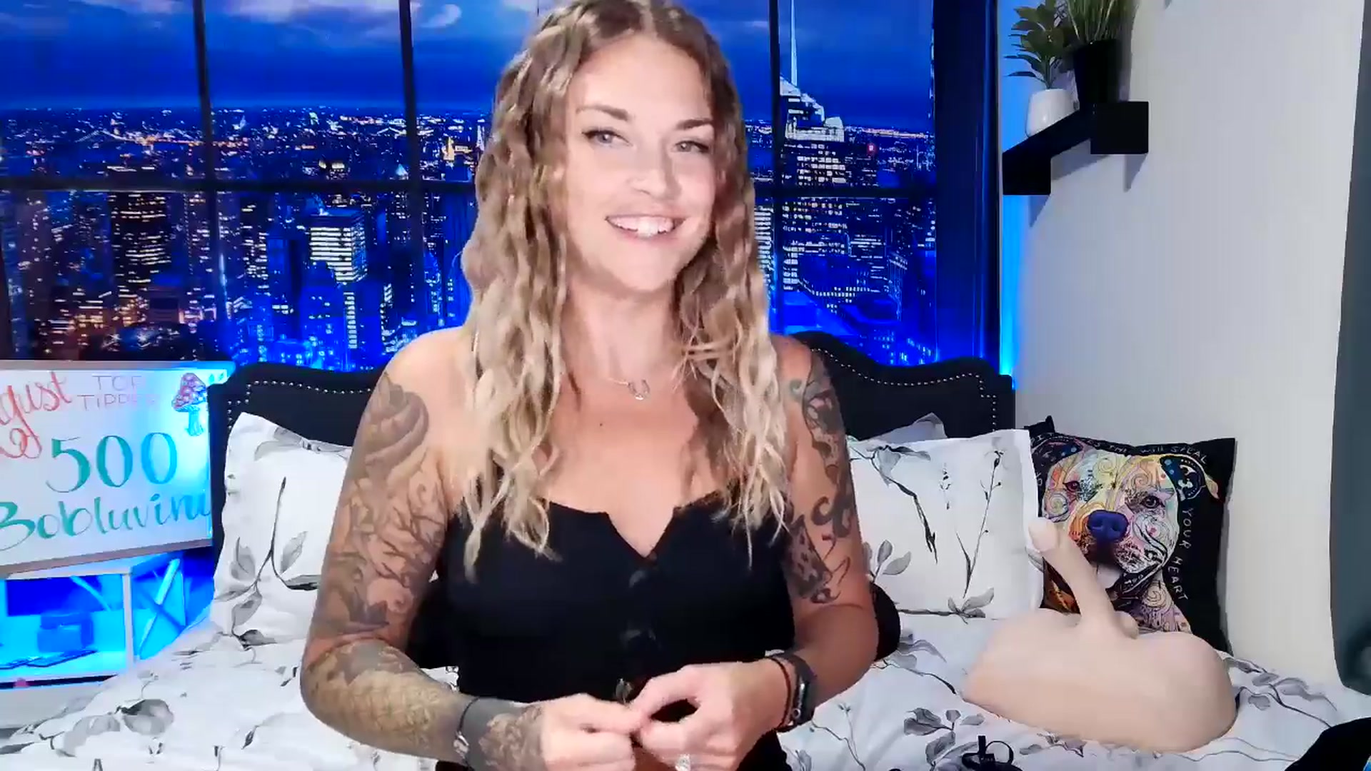 Gallery image thumbnail from Rose_Kitten's myfreecams stream on, 08/03/2024, 03:18 image 6 of 20