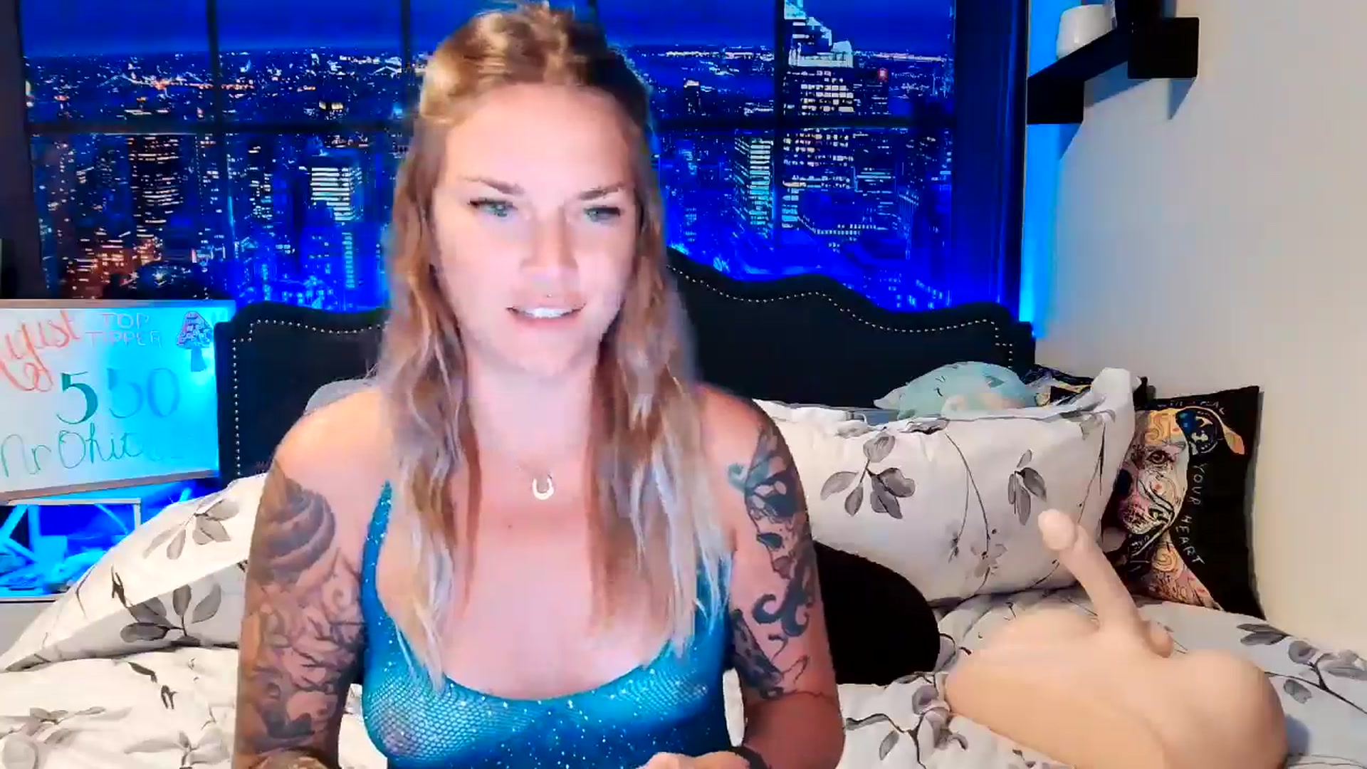 Gallery image thumbnail from Rose_Kitten's myfreecams stream on, 08/07/2024, 03:36 image 7 of 20