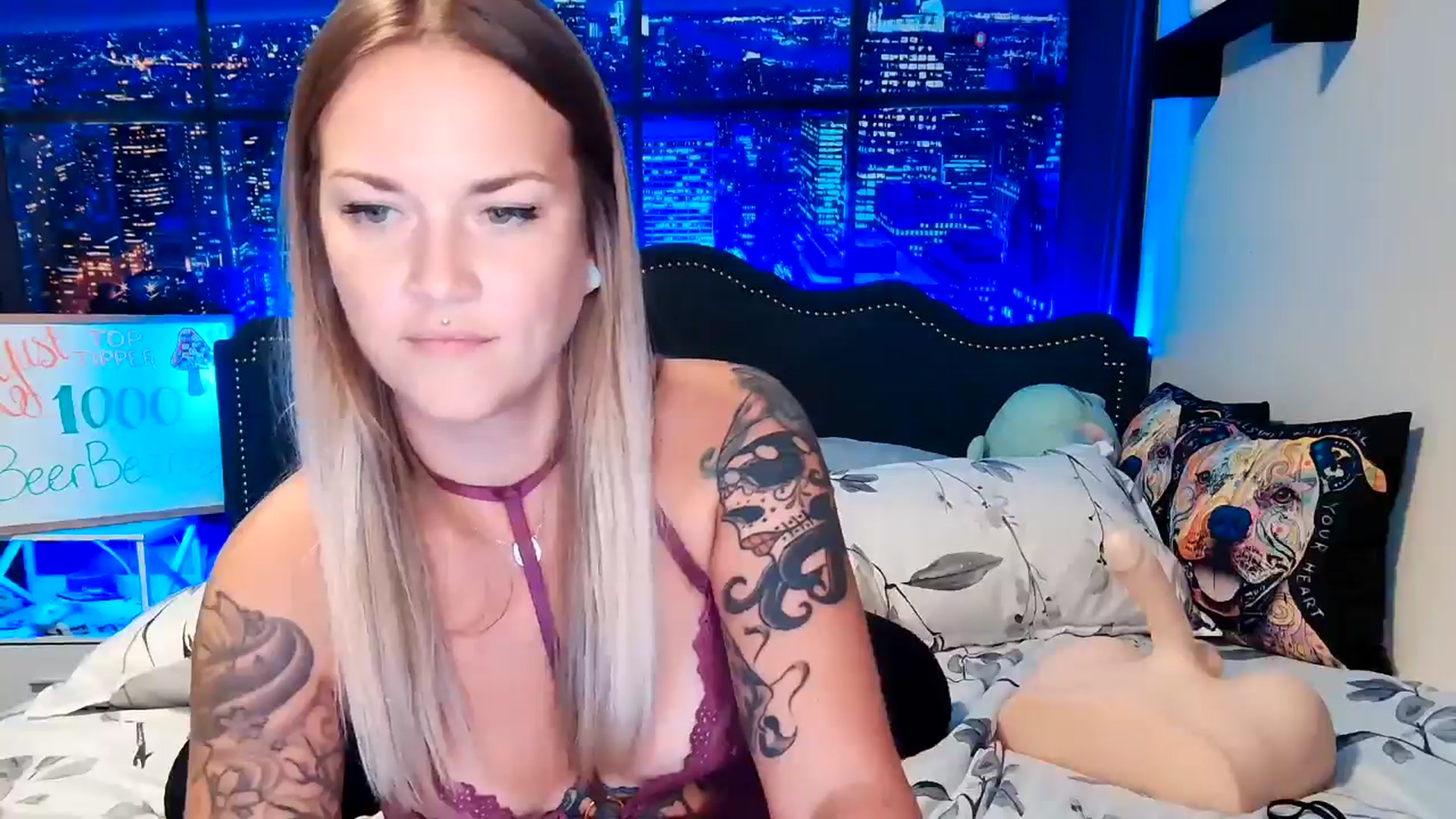 Gallery image thumbnail from Rose_Kitten's myfreecams stream on, 08/08/2024, 02:56 image 11 of 20