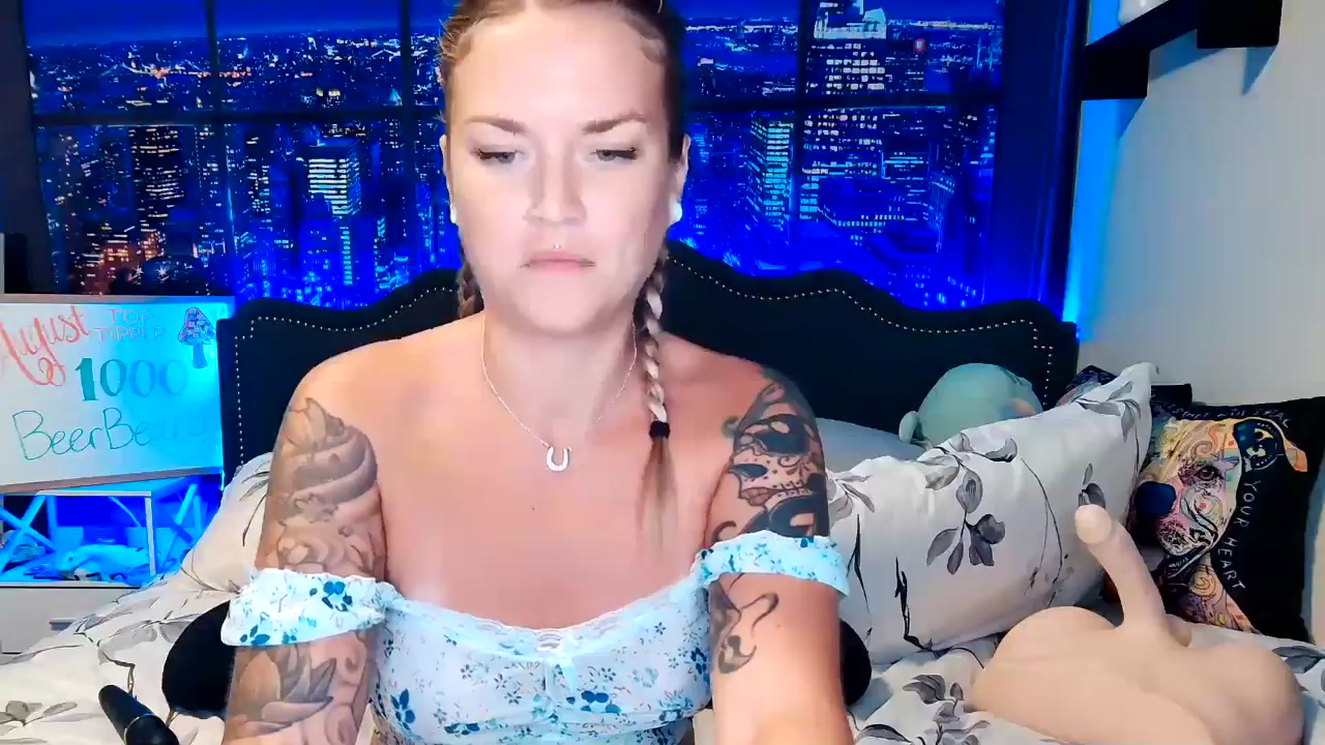Gallery image thumbnail from Rose_Kitten's myfreecams stream on, 08/09/2024, 03:54 image 7 of 20