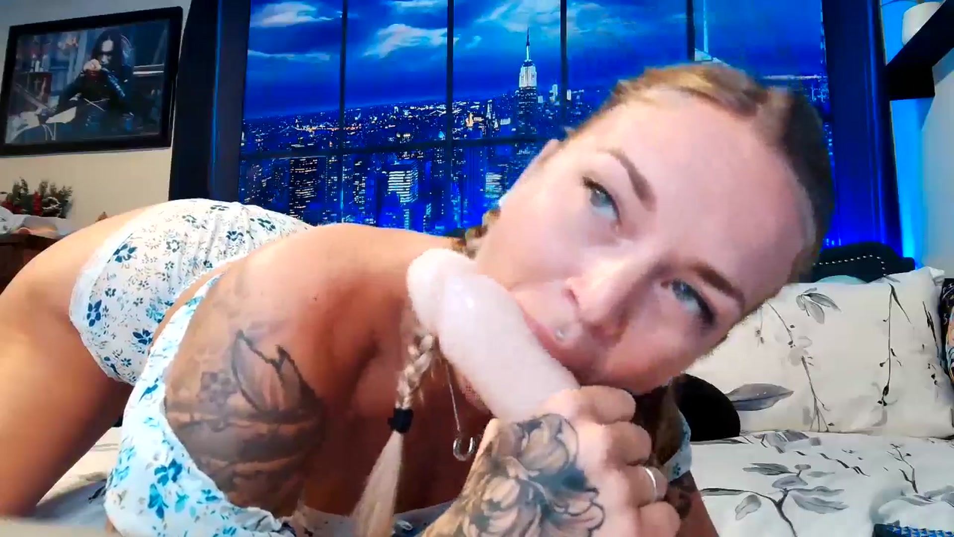 Gallery image thumbnail from Rose_Kitten's myfreecams stream on, 08/09/2024, 03:54 image 17 of 20