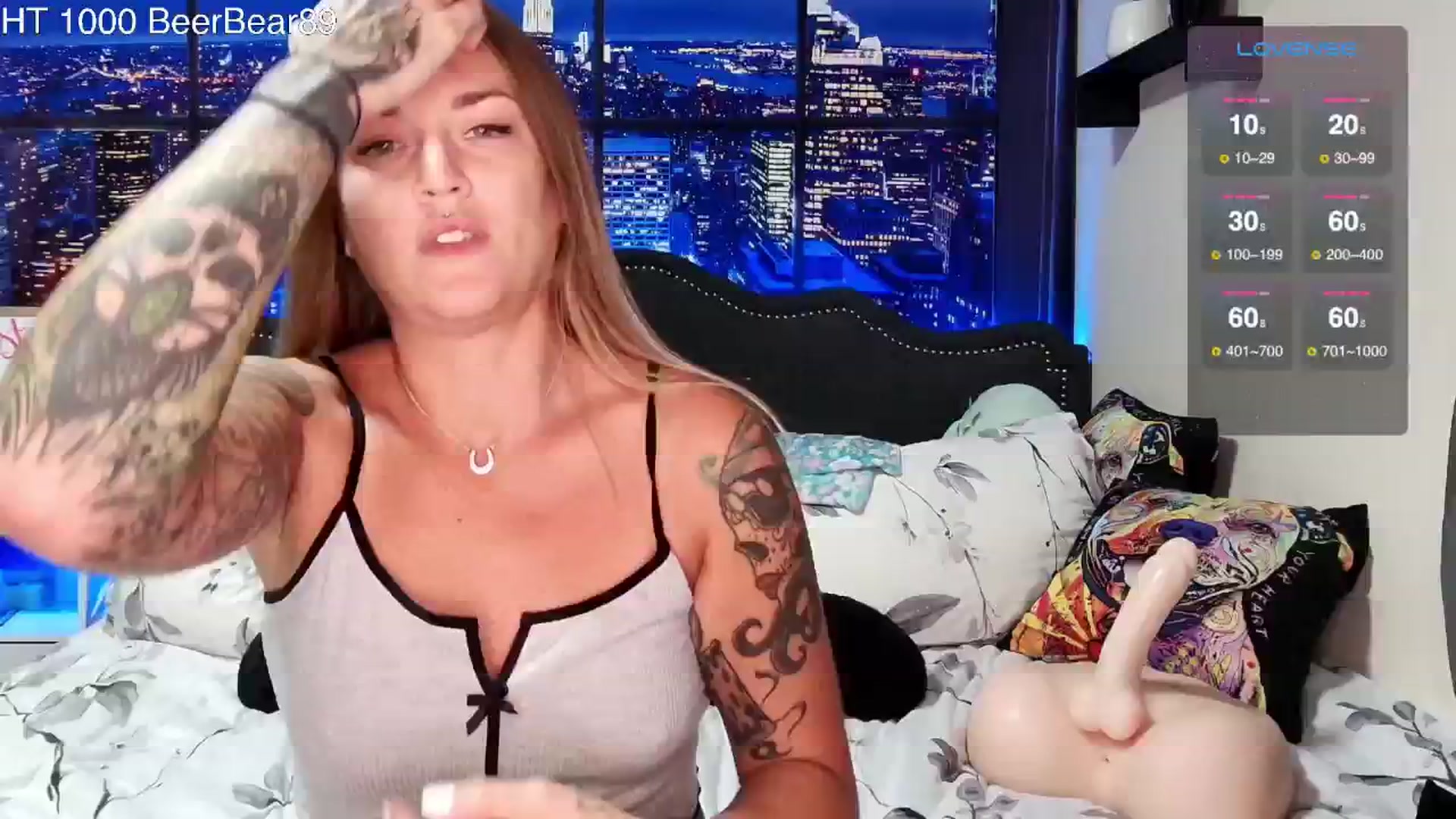 Gallery image thumbnail from Rose_Kitten's myfreecams stream on, 08/13/2024, 03:15 image 12 of 20