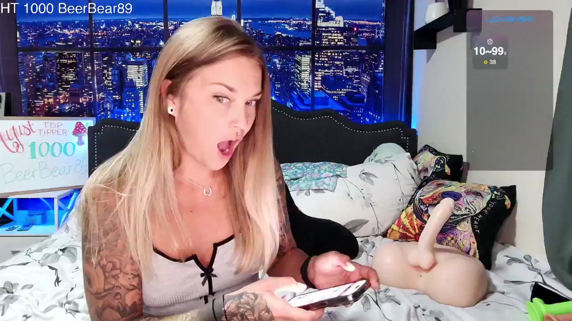 Gallery image thumbnail from Rose_Kitten's myfreecams stream on, 08/13/2024, 03:15 image 8 of 20