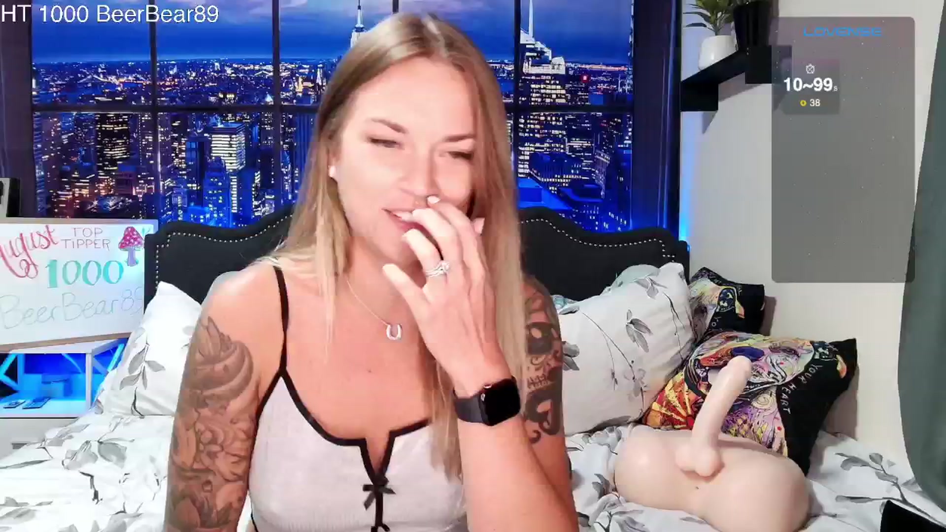 Gallery image thumbnail from Rose_Kitten's myfreecams stream on, 08/13/2024, 03:15 image 15 of 20