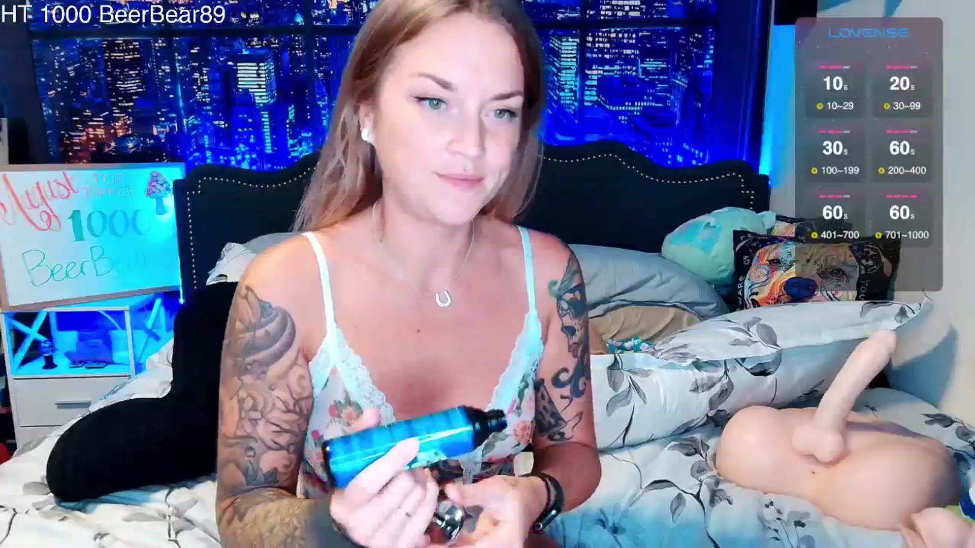 Gallery image thumbnail from Rose_Kitten's myfreecams stream on, 08/16/2024, 03:21 image 8 of 20