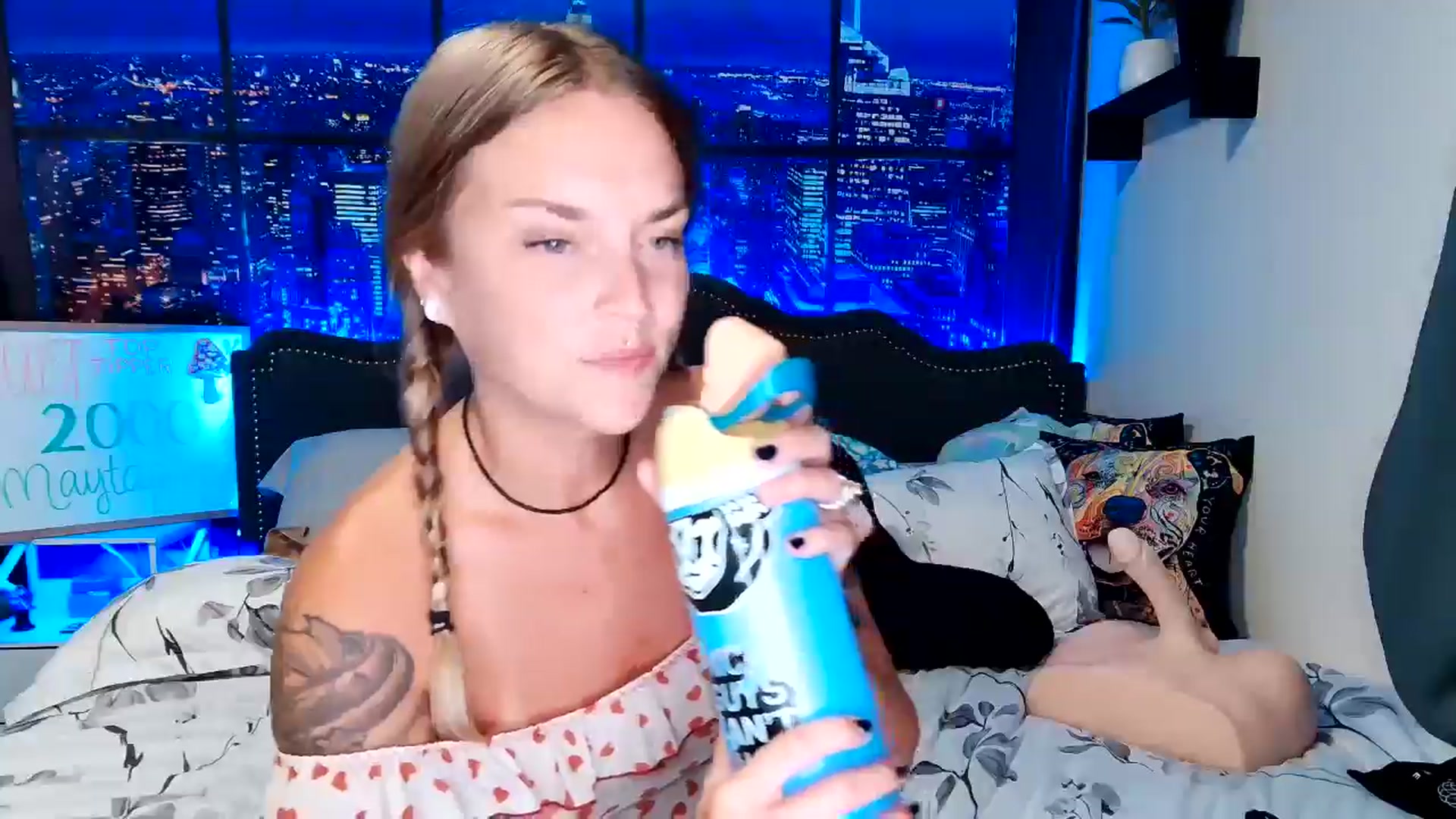 Gallery image thumbnail from Rose_Kitten's myfreecams stream on, 08/28/2024, 01:41 image 2 of 20