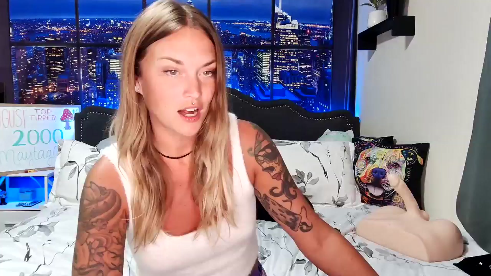 Gallery image thumbnail from Rose_Kitten's myfreecams stream on, 08/30/2024, 01:50 image 1 of 20
