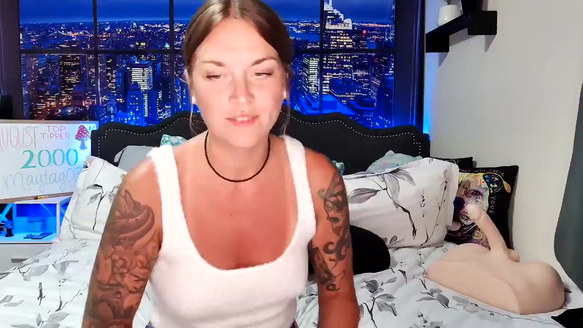 Gallery image thumbnail from Rose_Kitten's myfreecams stream on, 08/30/2024, 01:50 image 5 of 20