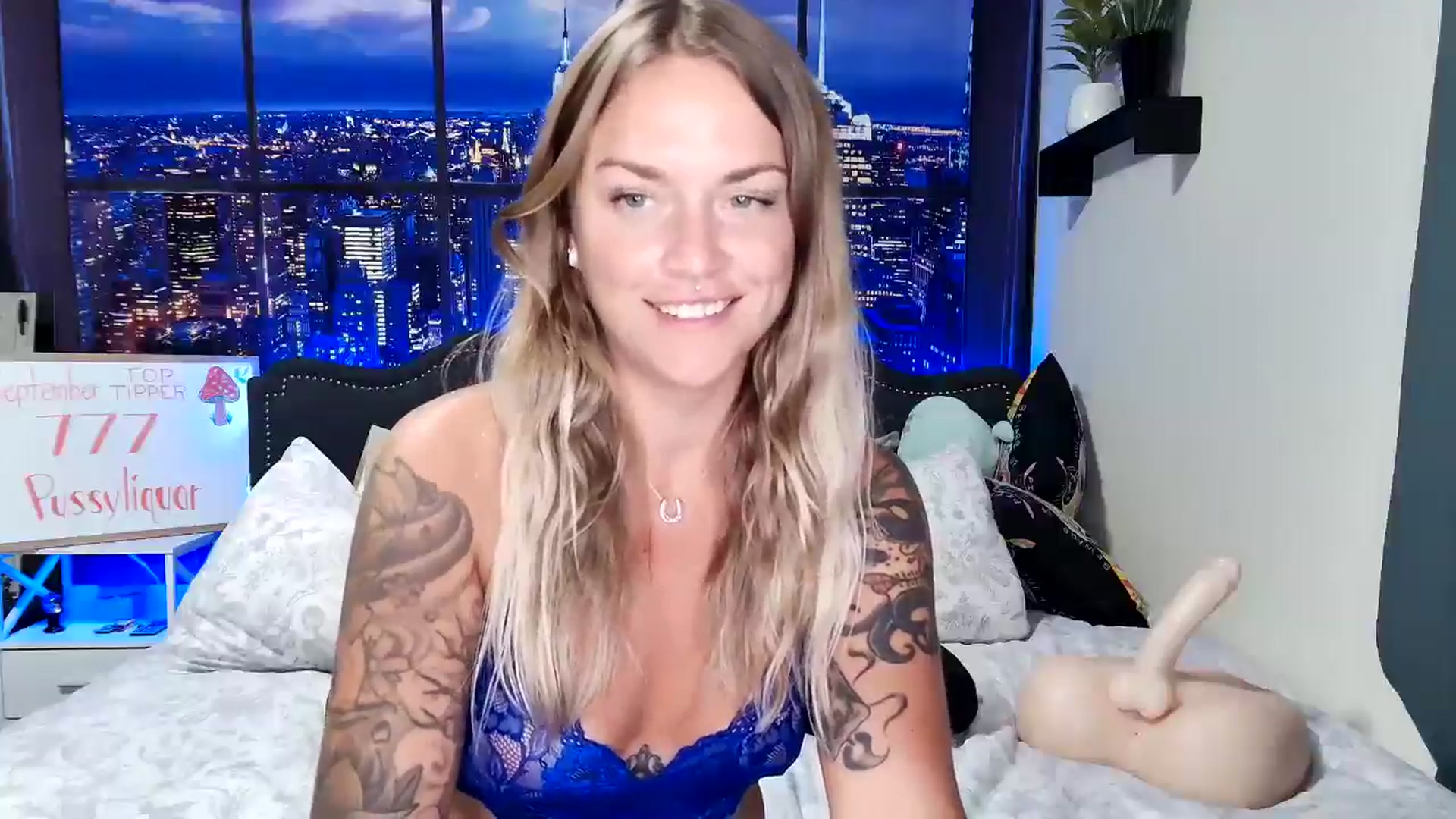 Gallery image thumbnail from Rose_Kitten's myfreecams stream on, 09/05/2024, 24:02 image 9 of 20