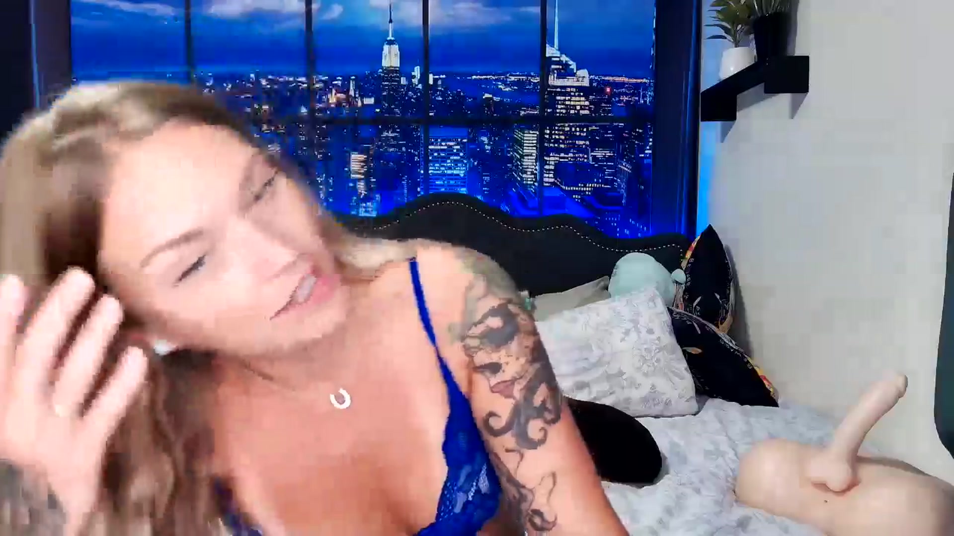 Gallery image thumbnail from Rose_Kitten's myfreecams stream on, 09/05/2024, 24:02 image 17 of 20
