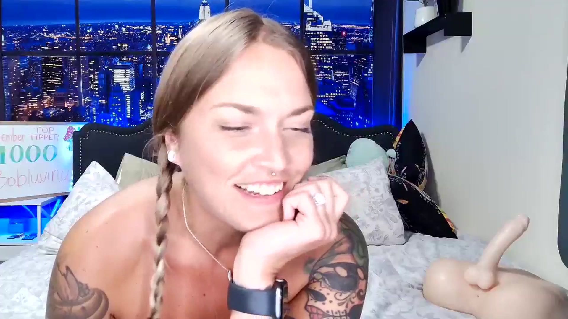 Gallery image thumbnail from Rose_Kitten's myfreecams stream on, 09/05/2024, 01:46 image 6 of 20