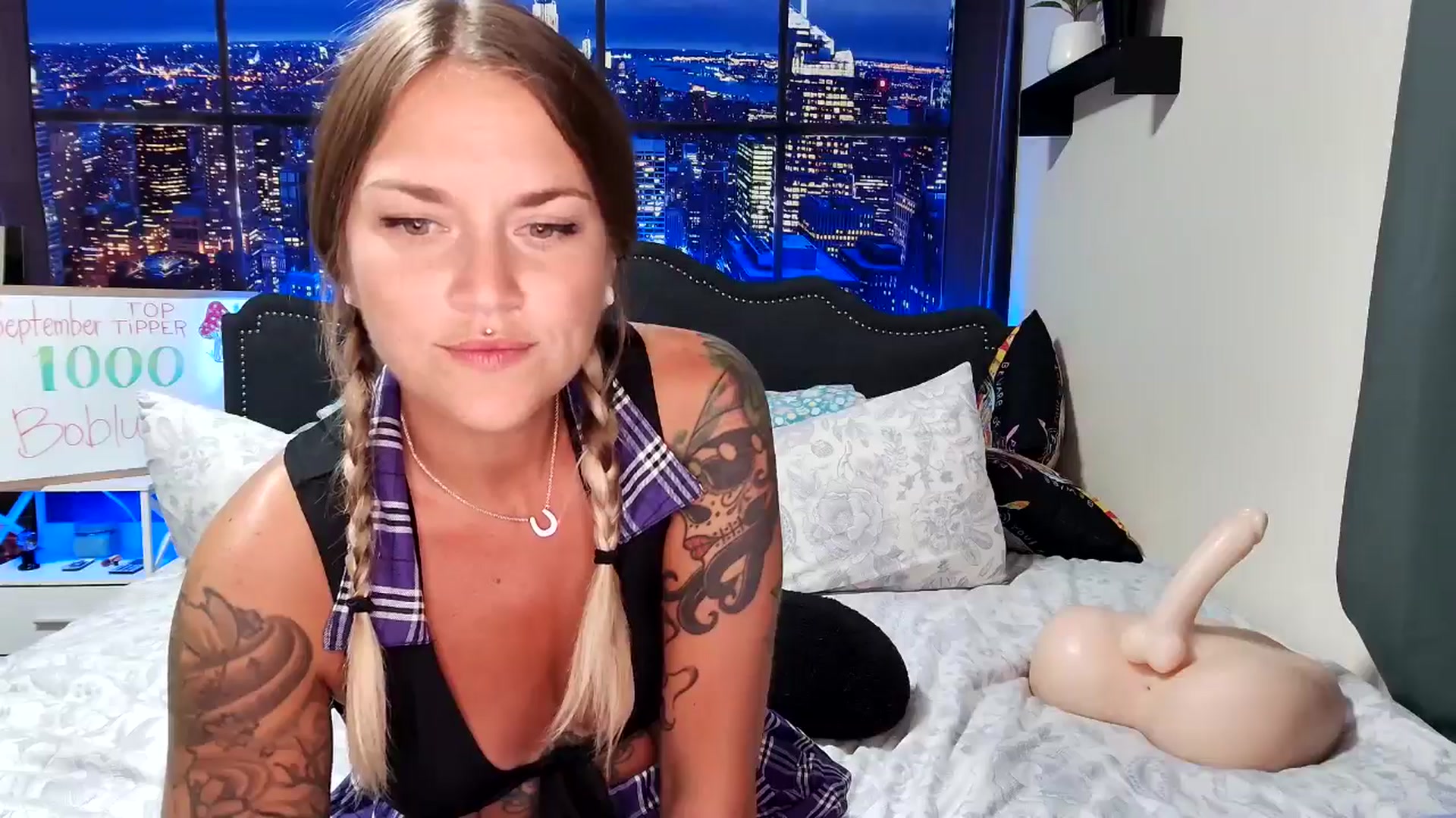 Gallery image thumbnail from Rose_Kitten's myfreecams stream on, 09/06/2024, 02:08 image 10 of 20