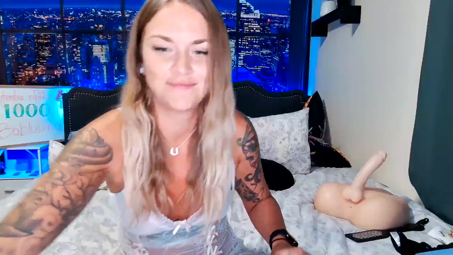 Gallery image thumbnail from Rose_Kitten's myfreecams stream on, 09/07/2024, 24:02 image 15 of 20