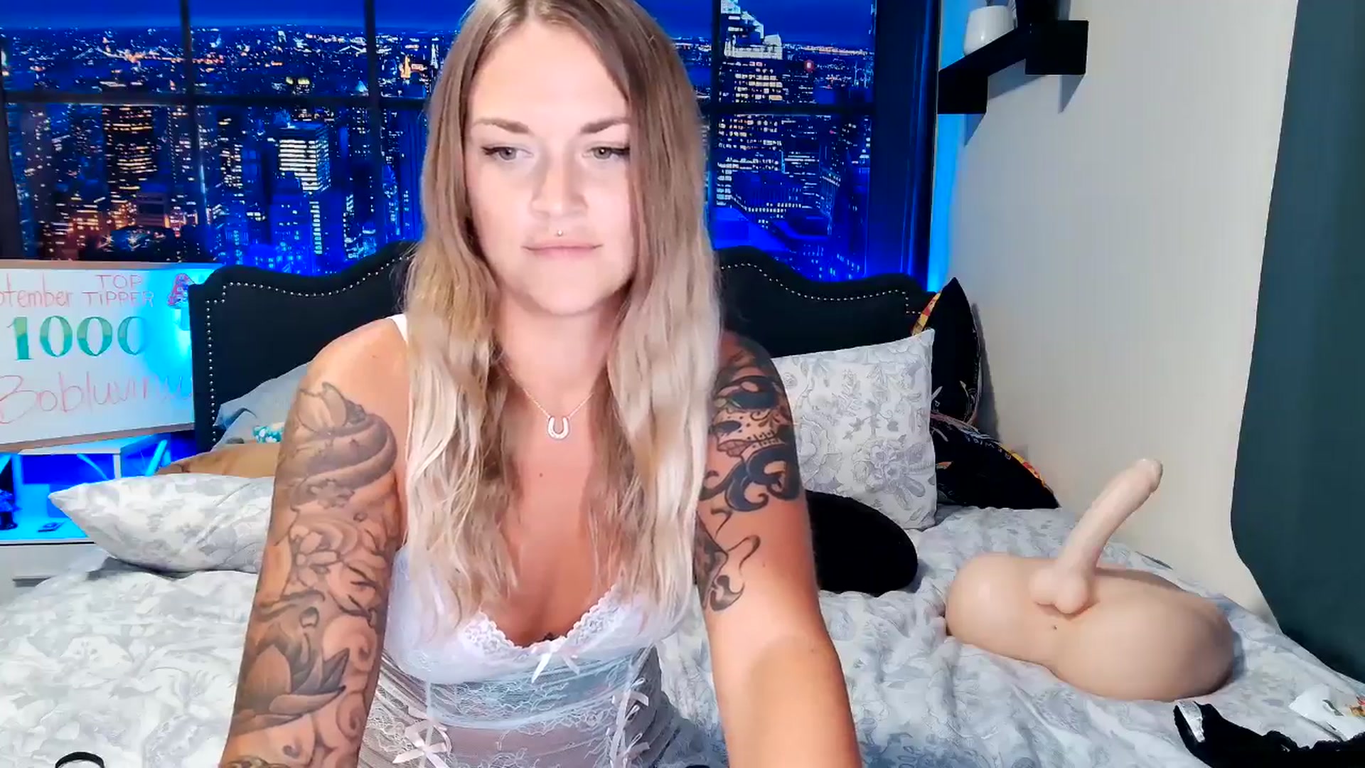 Gallery image thumbnail from Rose_Kitten's myfreecams stream on, 09/07/2024, 01:35 image 5 of 20