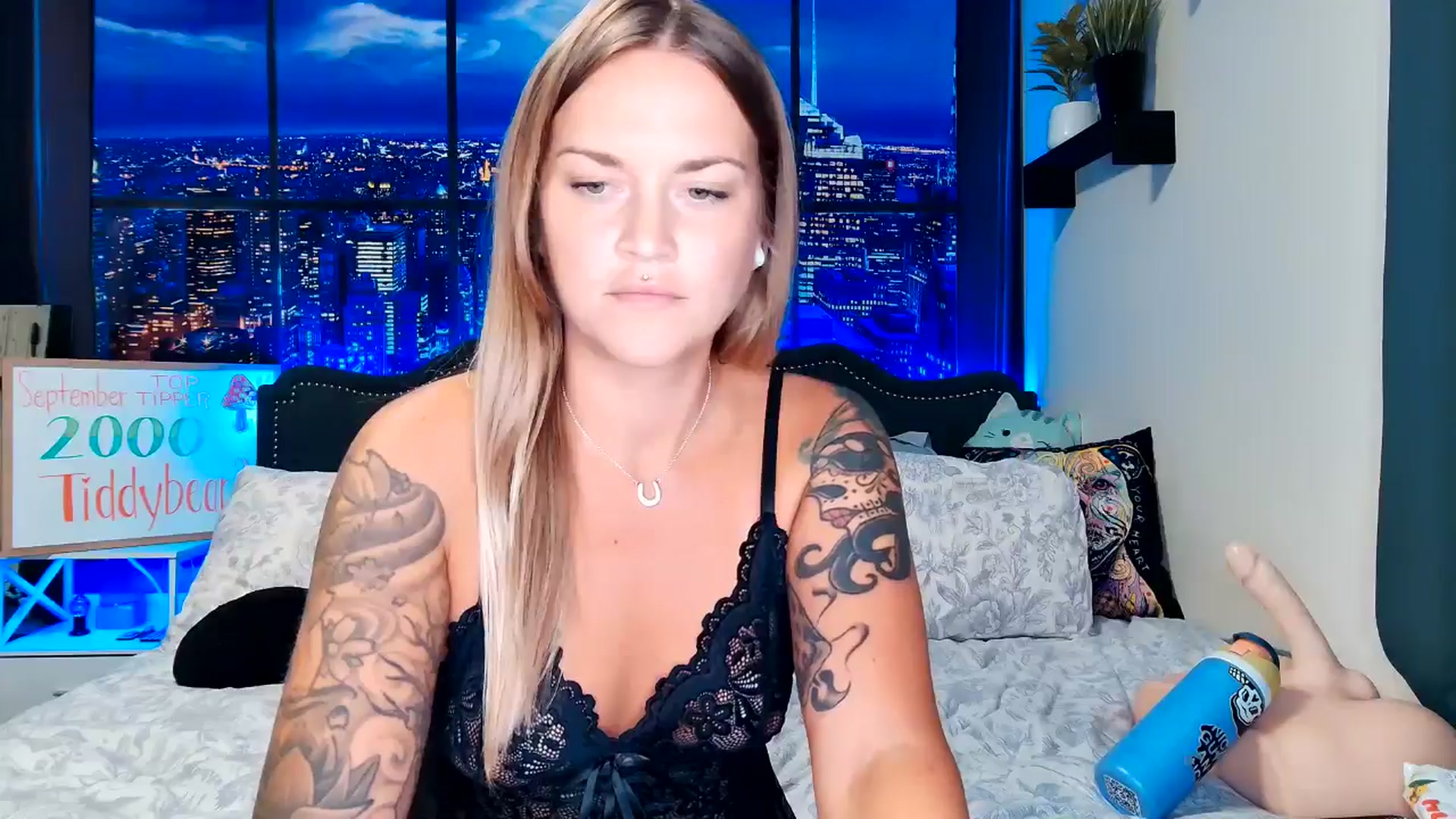 Gallery image thumbnail from Rose_Kitten's myfreecams stream on, 09/13/2024, 24:12 image 18 of 20