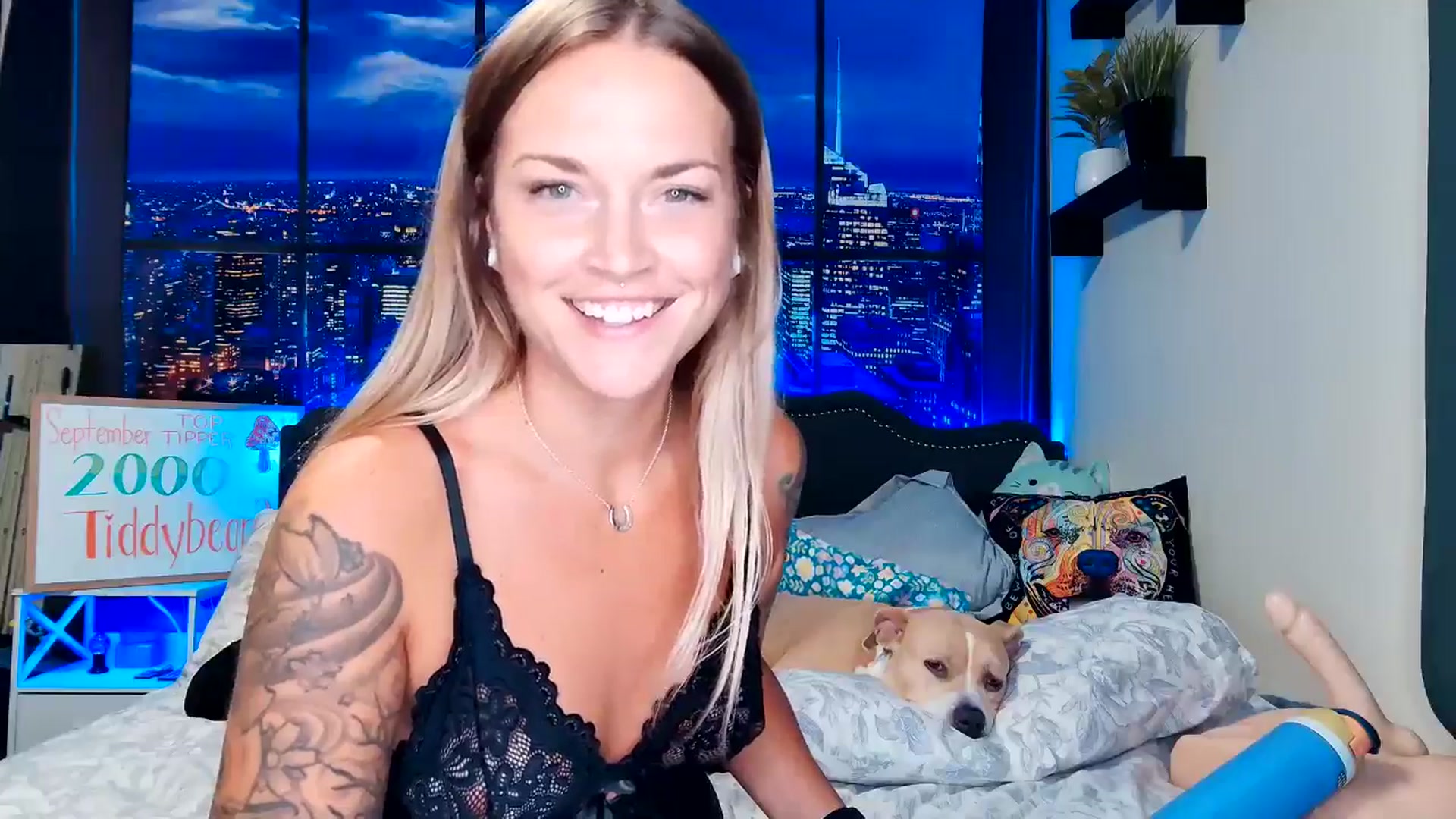 Gallery image thumbnail from Rose_Kitten's myfreecams stream on, 09/13/2024, 24:12 image 13 of 20