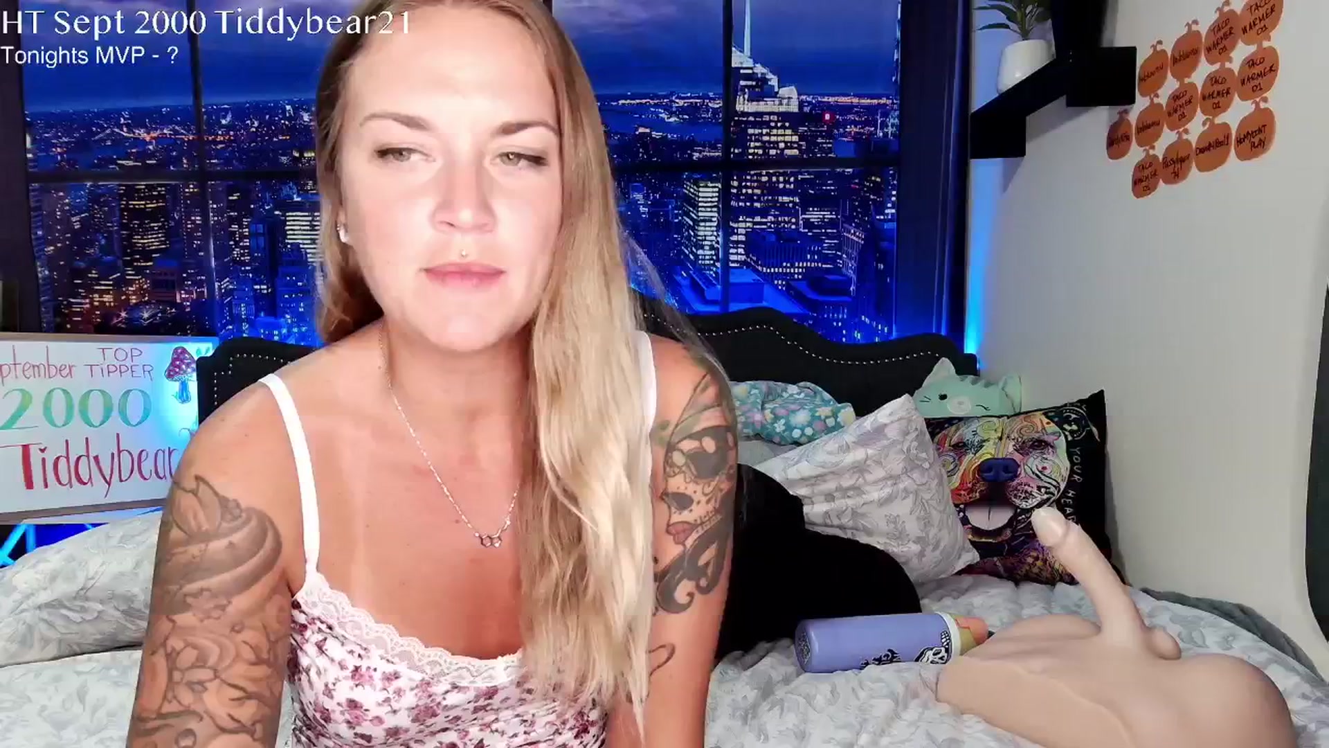 Gallery image thumbnail from Rose_Kitten's myfreecams stream on, 09/18/2024, 03:06 image 2 of 20