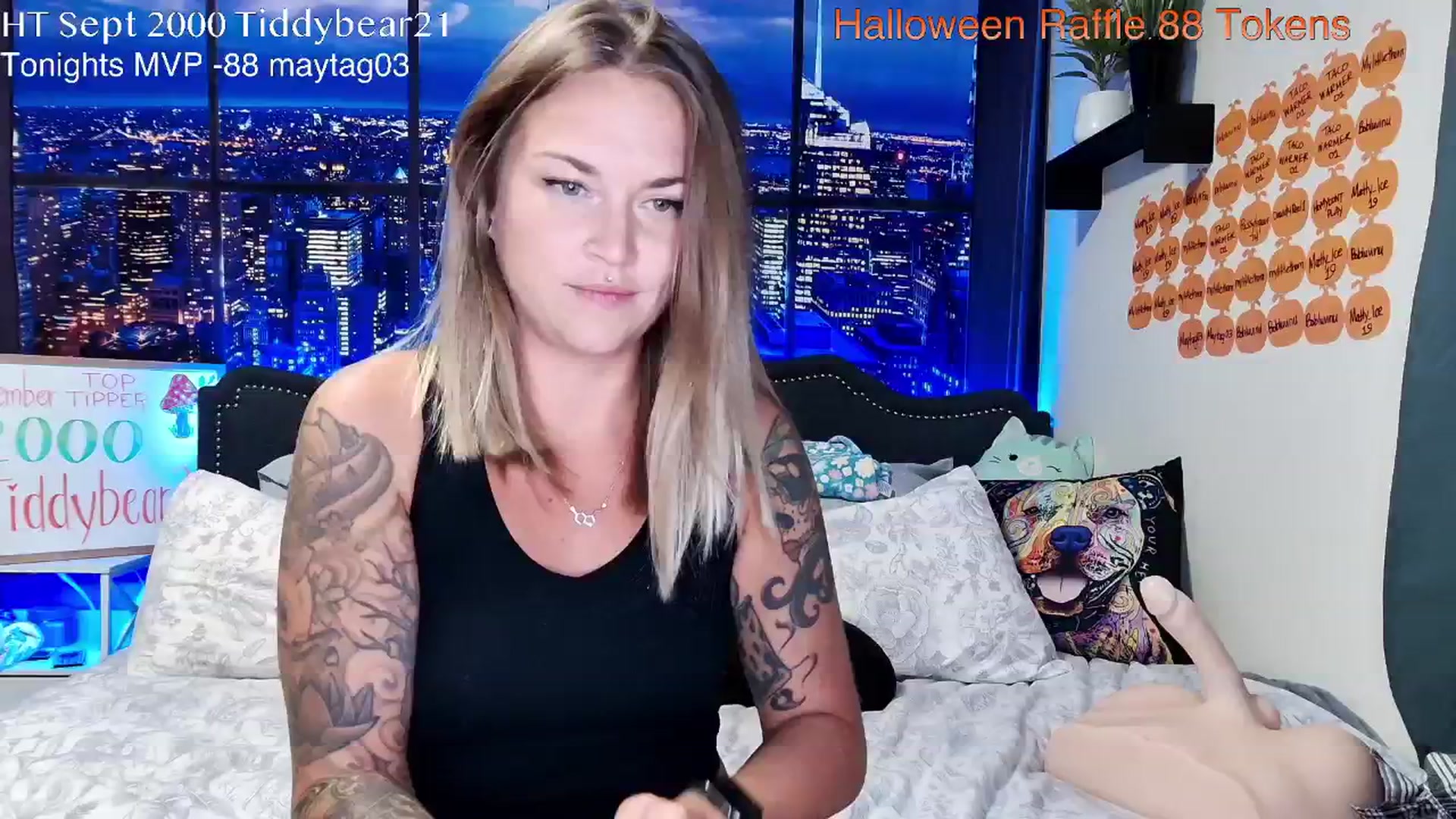 Gallery image thumbnail from Rose_Kitten's myfreecams stream on, 09/19/2024, 02:45 image 5 of 20
