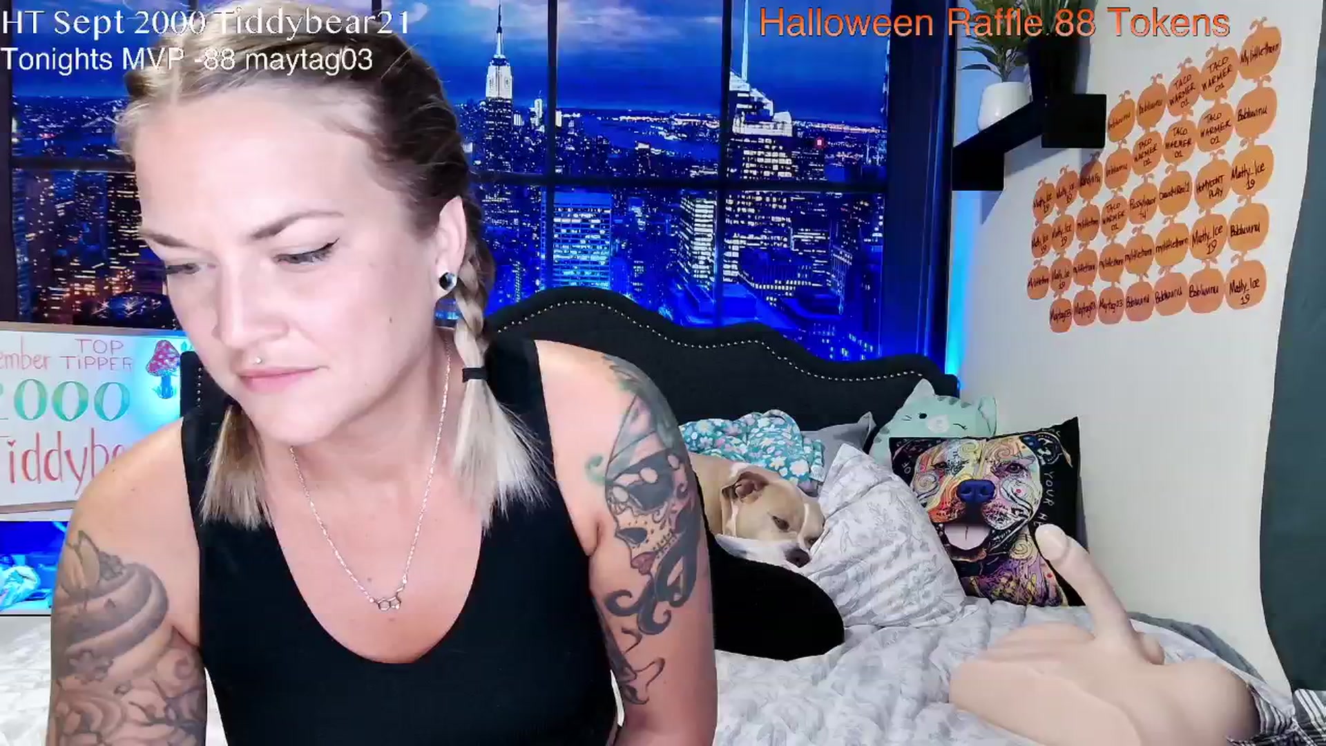 Gallery image thumbnail from Rose_Kitten's myfreecams stream on, 09/19/2024, 02:45 image 10 of 20