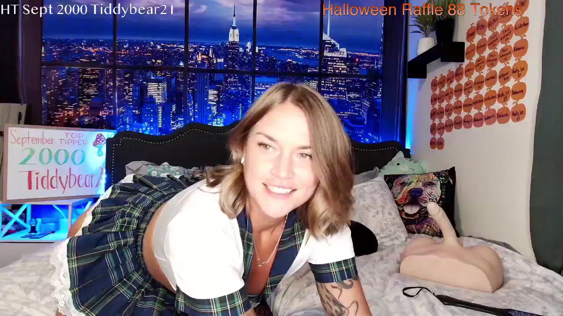 Gallery image thumbnail from Rose_Kitten's myfreecams stream on, 09/24/2024, 01:13 image 11 of 20