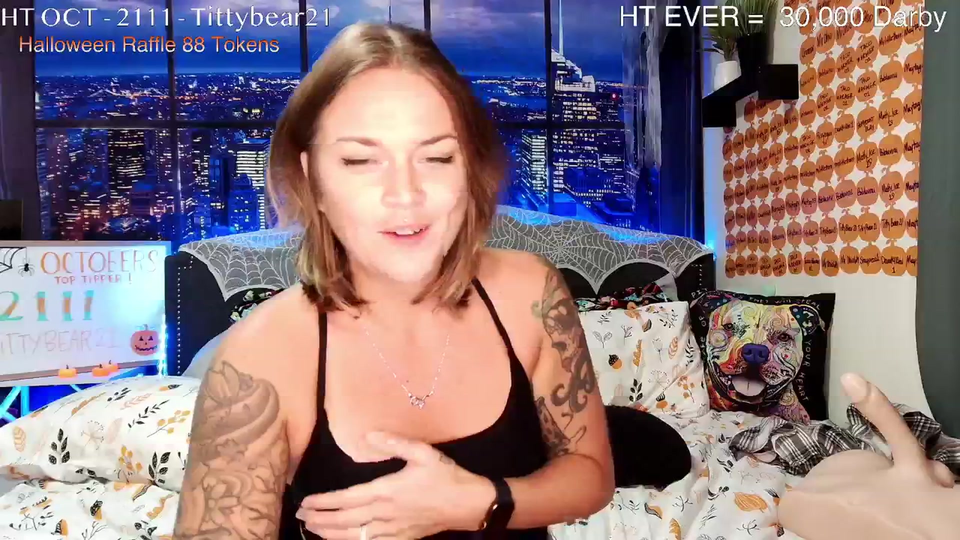 Gallery image thumbnail from Rose_Kitten's myfreecams stream on, 10/02/2024, 04:02 image 10 of 20