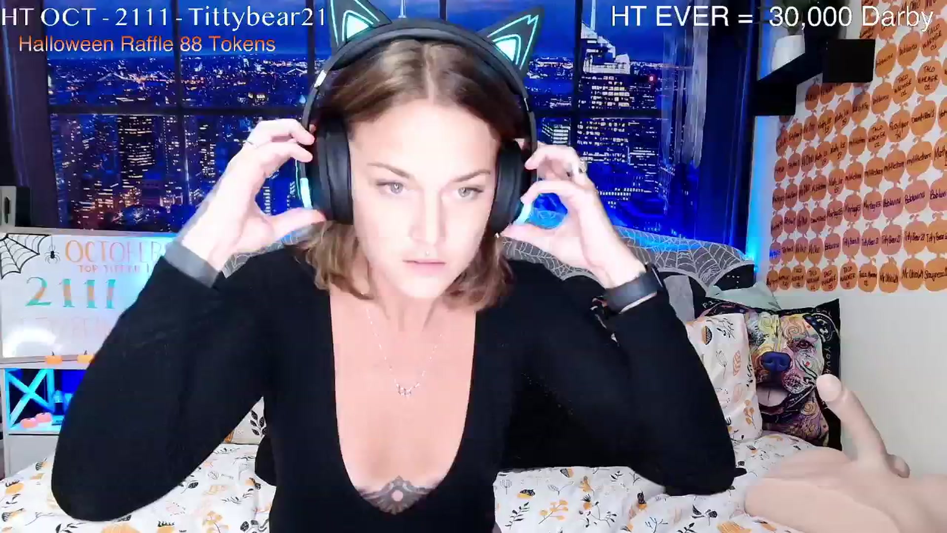 Gallery image thumbnail from Rose_Kitten's myfreecams stream on, 10/03/2024, 01:31 image 15 of 20