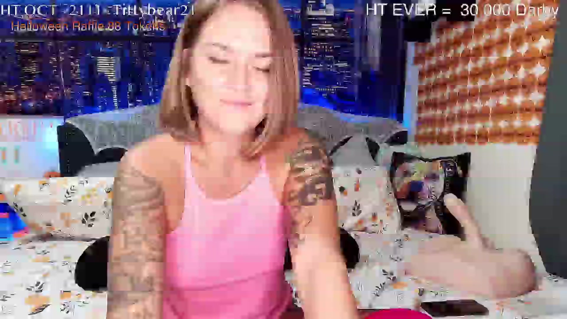 Gallery image thumbnail from Rose_Kitten's myfreecams stream on, 10/04/2024, 24:34 image 13 of 20