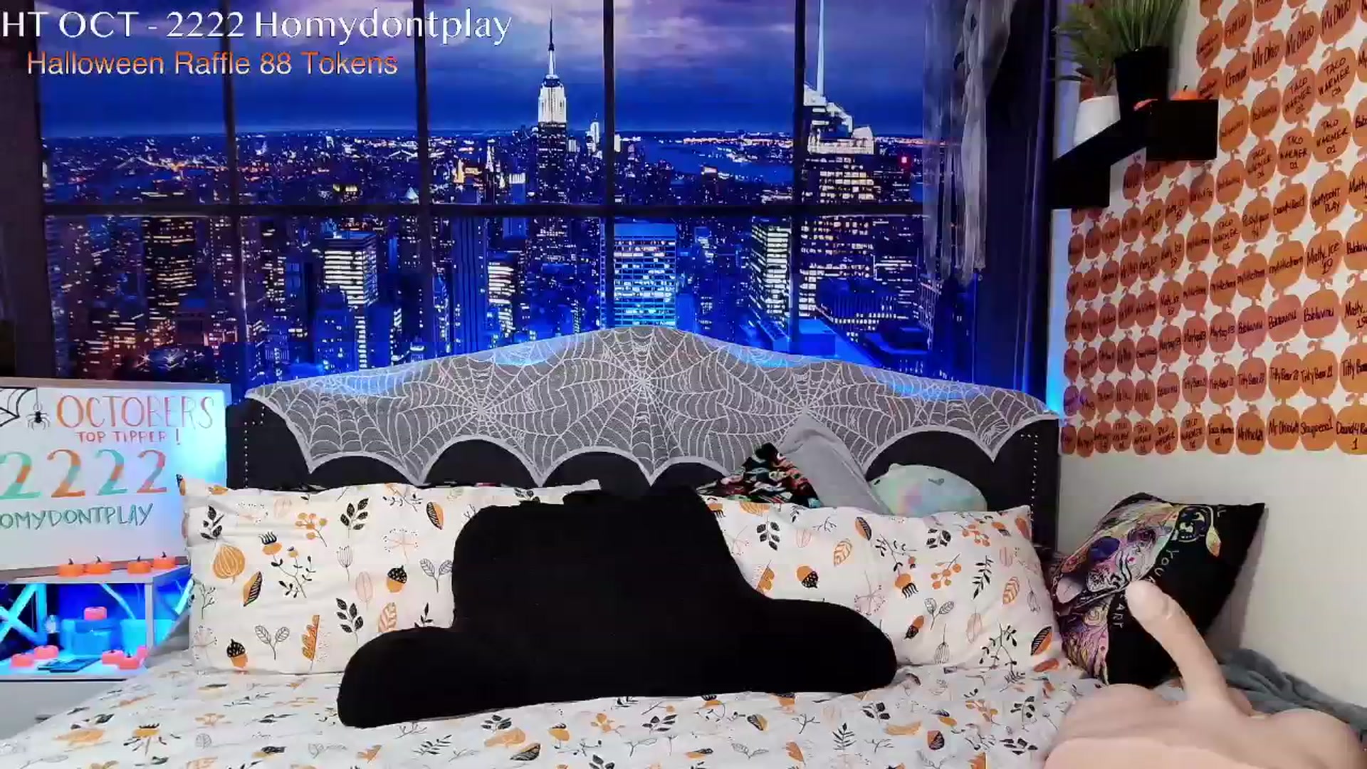 Gallery image thumbnail from Rose_Kitten's myfreecams stream on, 10/11/2024, 24:35 image 2 of 20