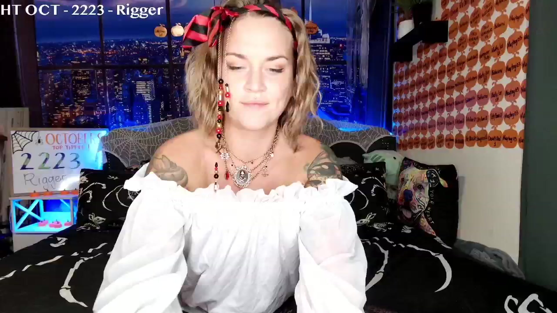 Gallery image thumbnail from Rose_Kitten's myfreecams stream on, 10/24/2024, 01:56 image 5 of 20