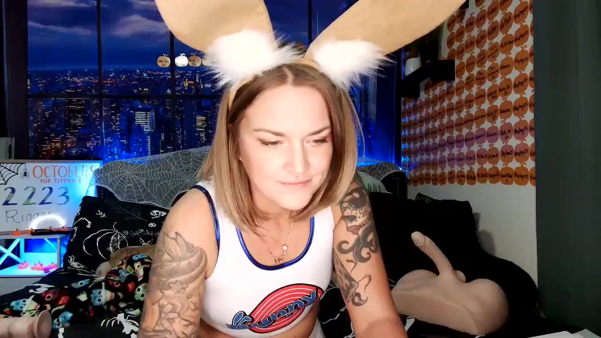 Gallery image thumbnail from Rose_Kitten's myfreecams stream on, 10/25/2024, 02:47 image 15 of 20
