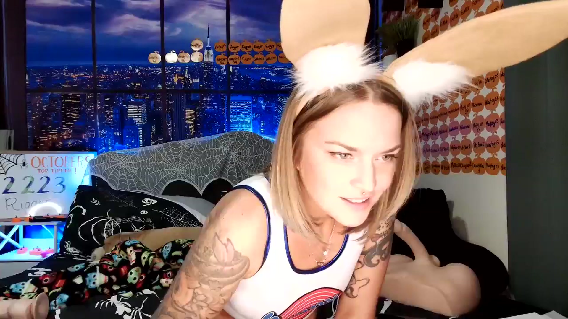 Gallery image thumbnail from Rose_Kitten's myfreecams stream on, 10/25/2024, 02:47 image 9 of 20