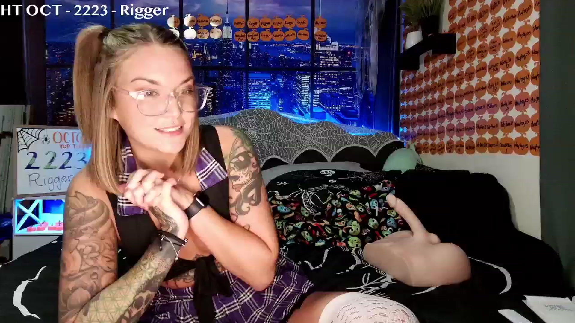 Gallery image thumbnail from Rose_Kitten's myfreecams stream on, 10/26/2024, 01:08 image 6 of 20