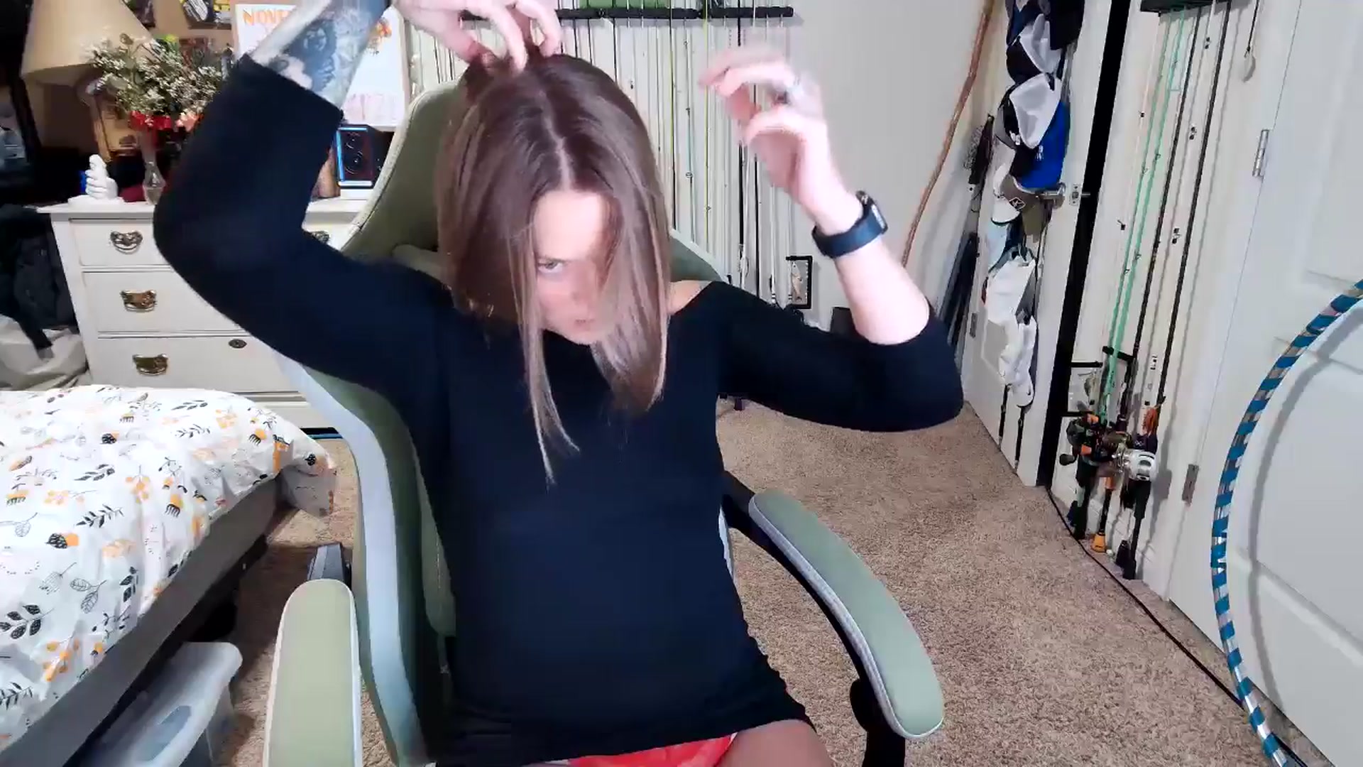 Gallery image thumbnail from Rose_Kitten's myfreecams stream on, 11/21/2024, 03:38 image 3 of 20
